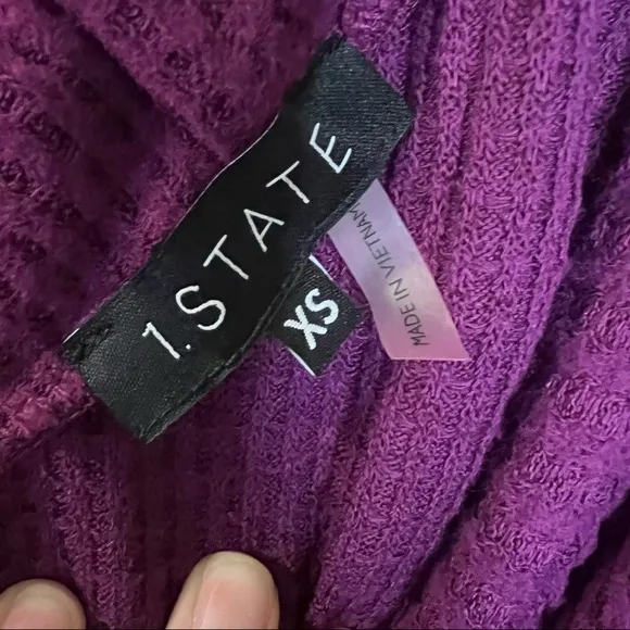 1.STATE Lattice V-back Waffle Weave Sweater Crushed Berry Size Extra Small NWT