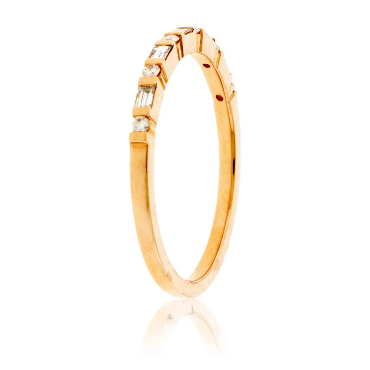 Alternating Baguette and Round Diamond Band