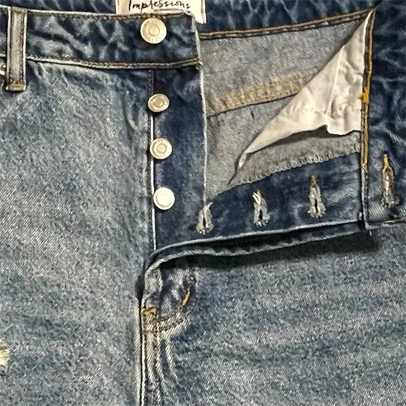 Boutique Blue Distressed Jean Shorts
