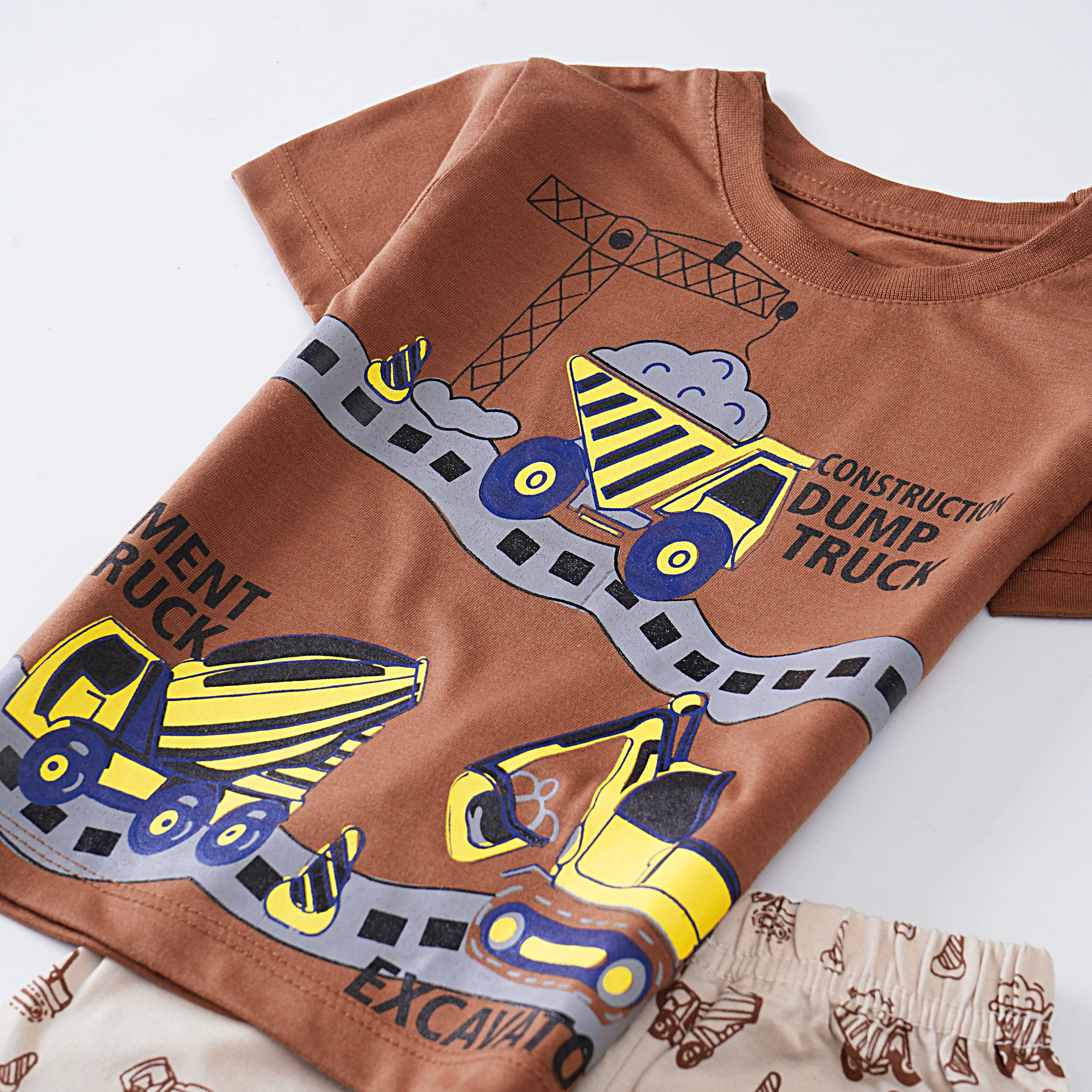 Boys Half Sleeves 2 Piece Suit (Construction)