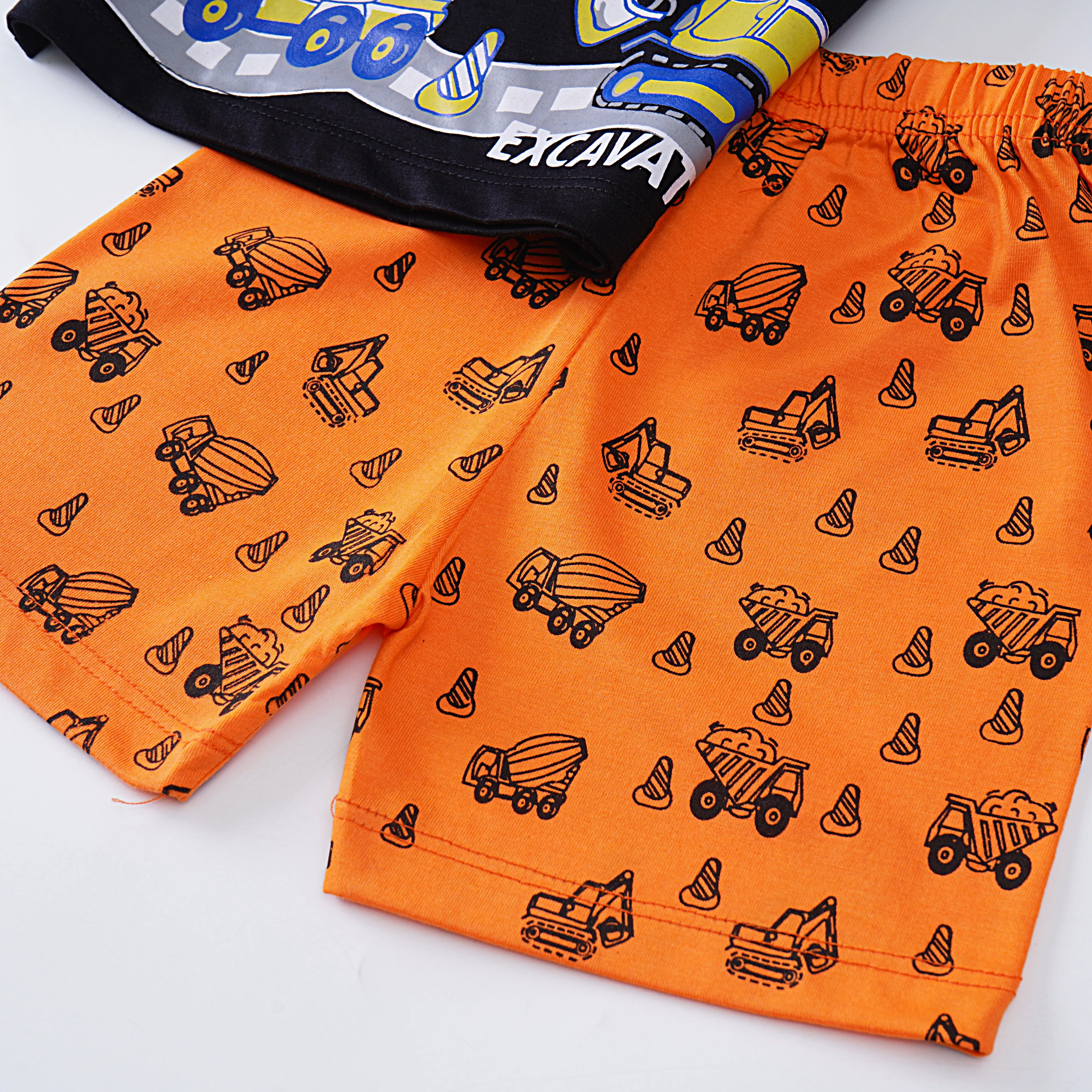 Boys Half Sleeves 2 Piece Suit (Construction)