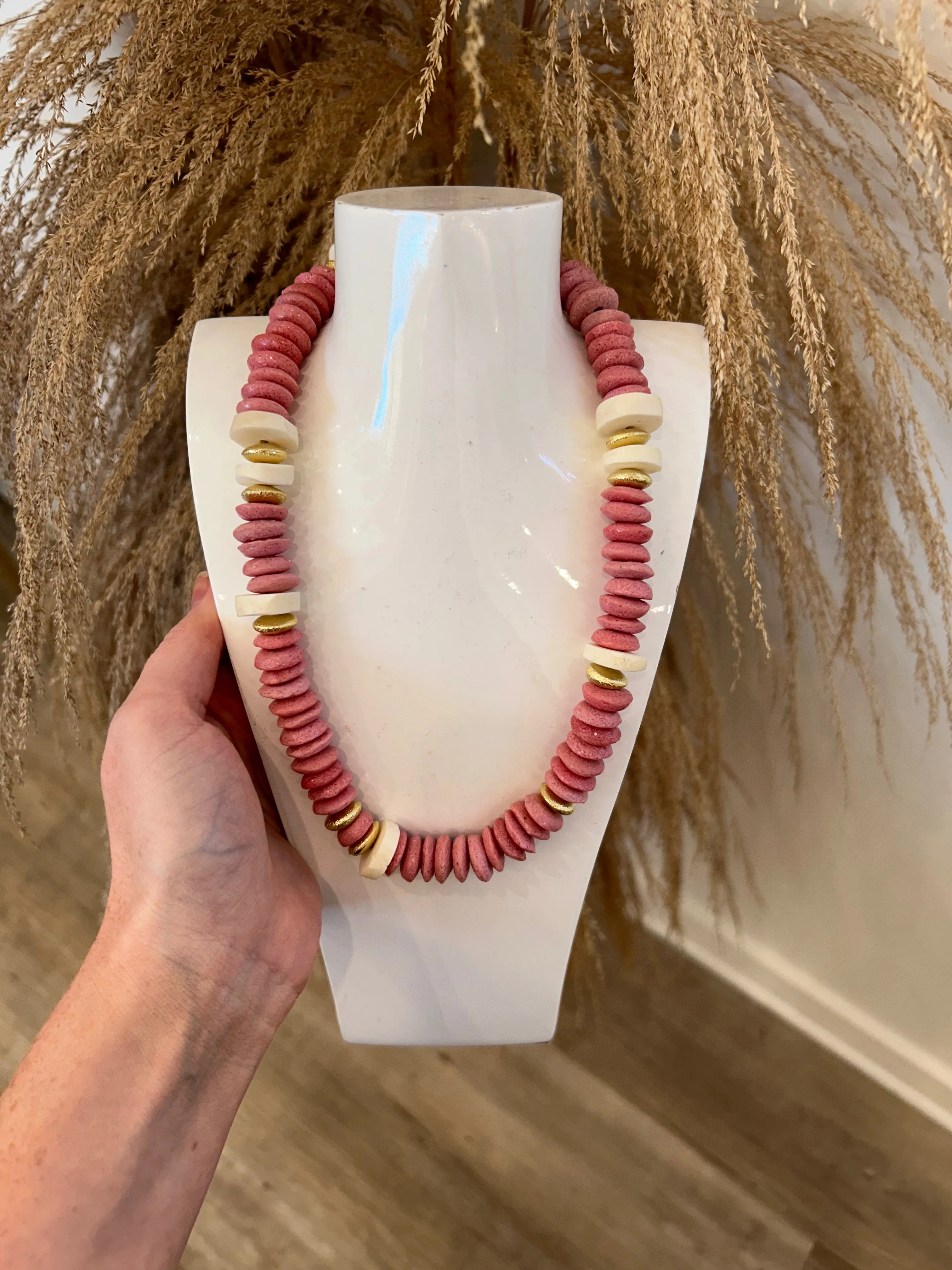 Capri Necklace - Pink