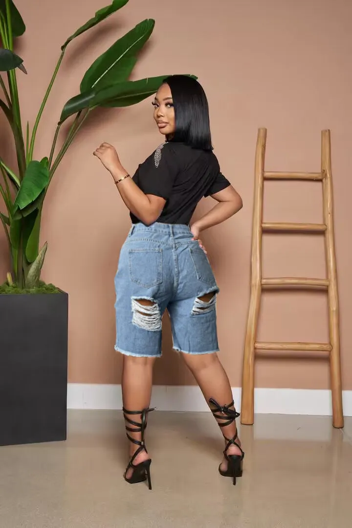 Casual Ripped Tassel Denim Shorts with Bold Graphic Tee