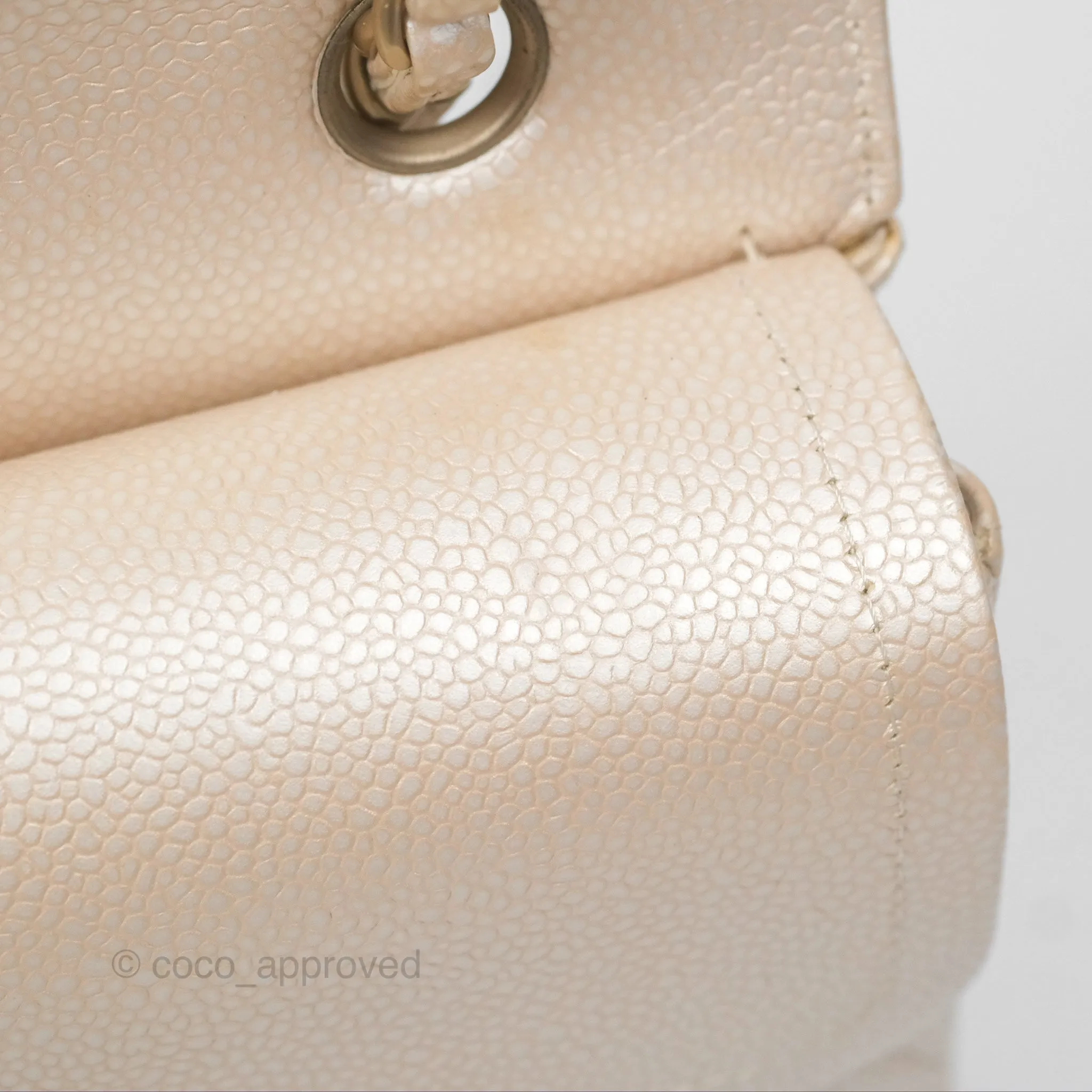 Chanel Classic M/L Medium Double Flap Iridescent Pearly Caviar Aged Gold Hardware⁣⁣
