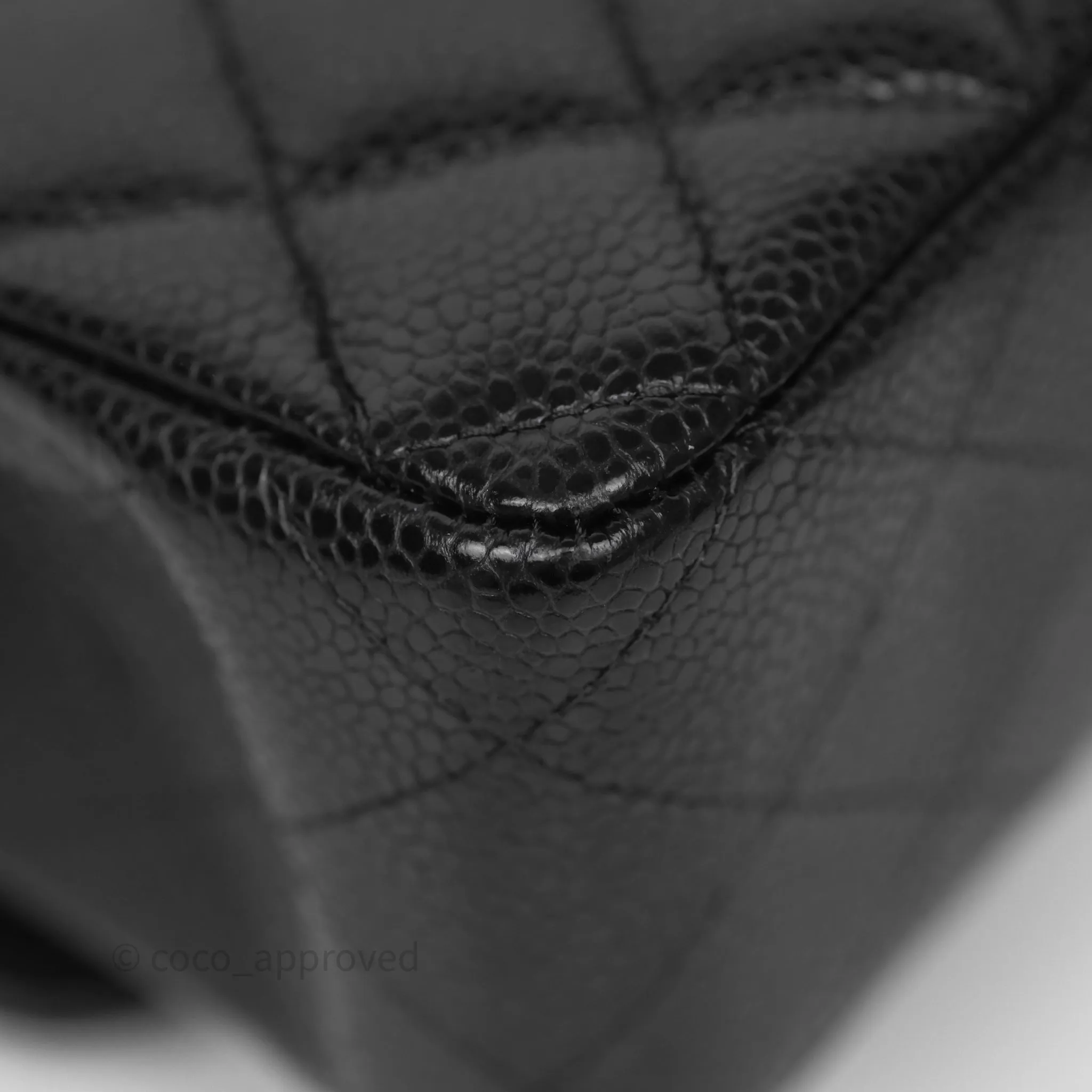 Chanel Classic M/L Medium Flap Quilted Black Caviar Gold Hardware