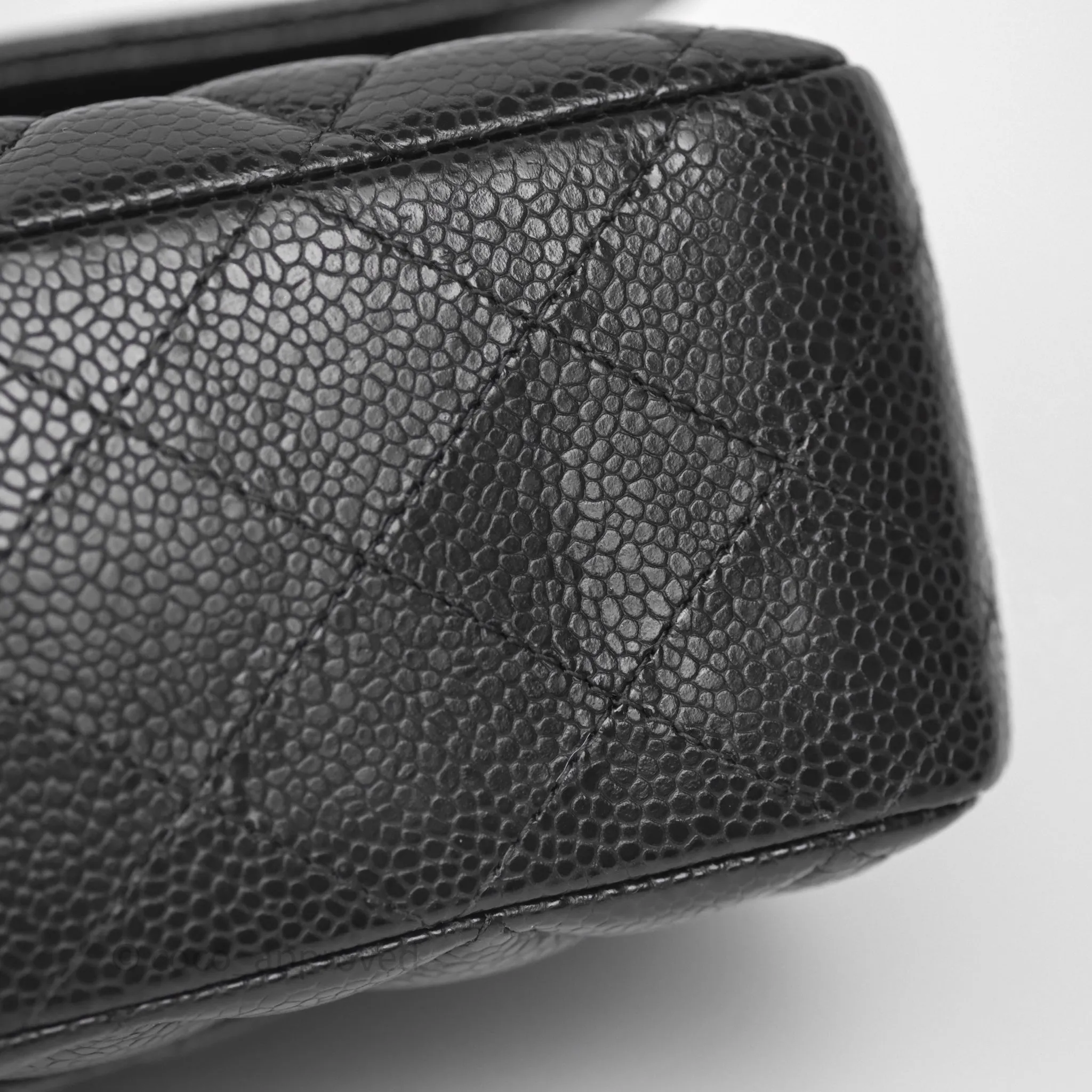 Chanel Classic M/L Medium Flap Quilted Black Caviar Gold Hardware