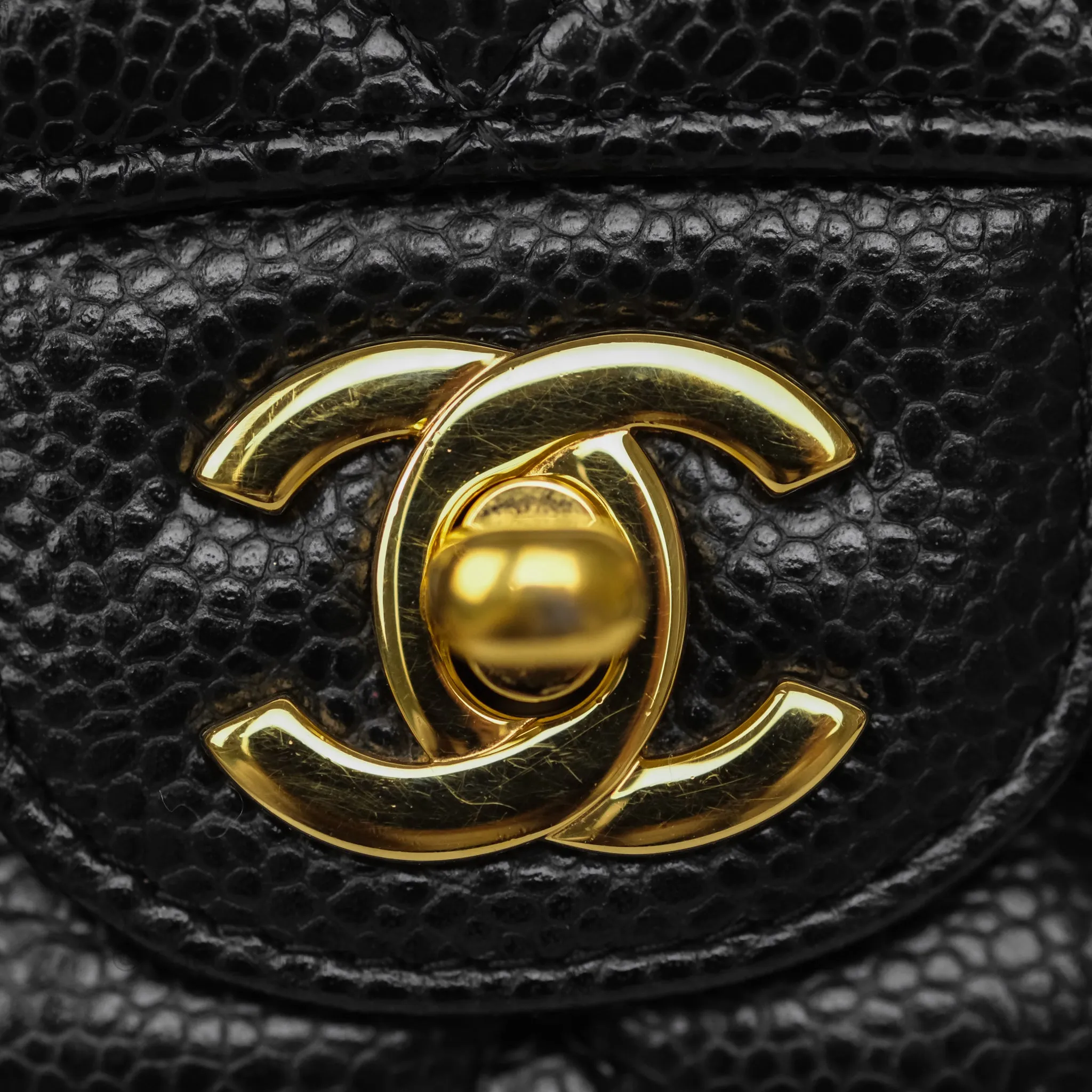 Chanel Classic M/L Medium Flap Quilted Black Caviar Gold Hardware