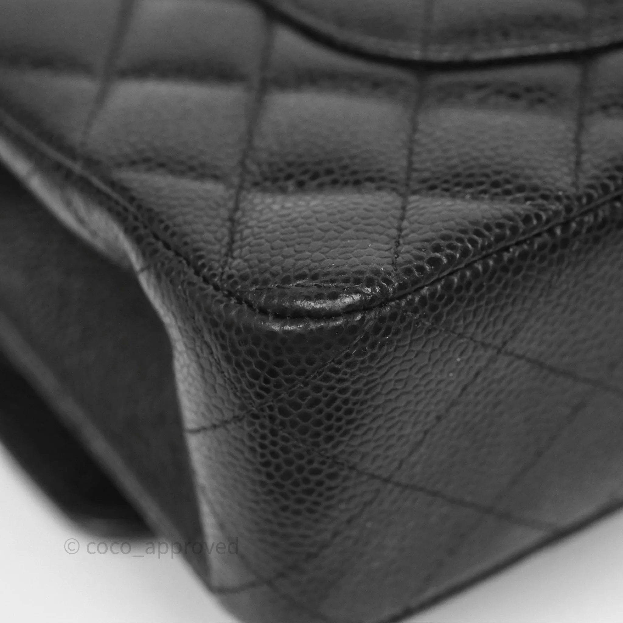 Chanel Classic M/L Medium Flap Quilted Black Caviar Gold Hardware