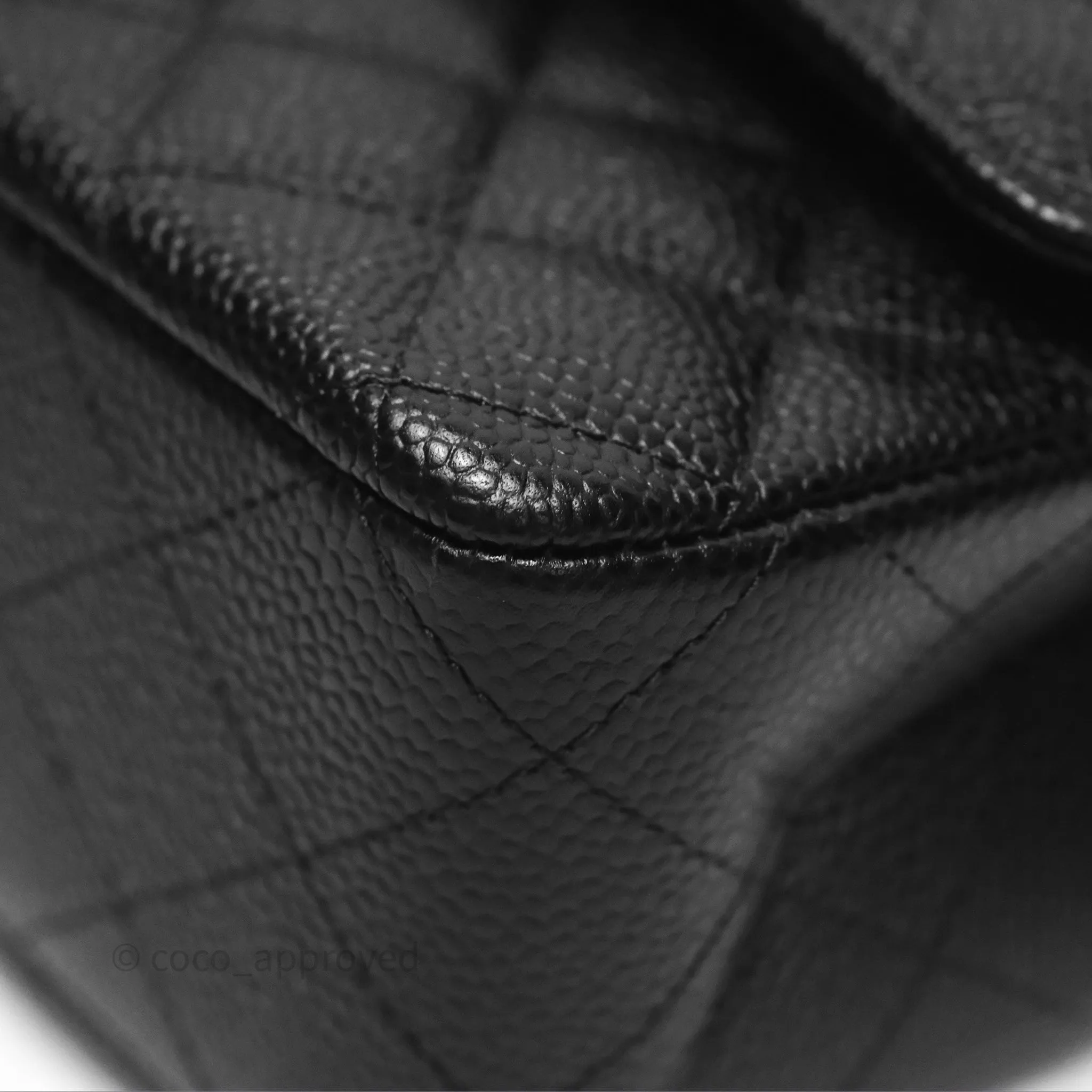 Chanel Classic M/L Medium Flap Quilted Black Caviar Gold Hardware