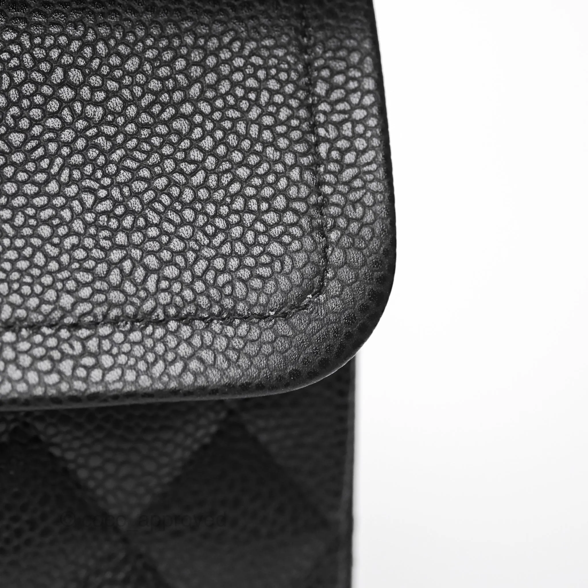 Chanel Classic M/L Medium Flap Quilted Black Caviar Gold Hardware