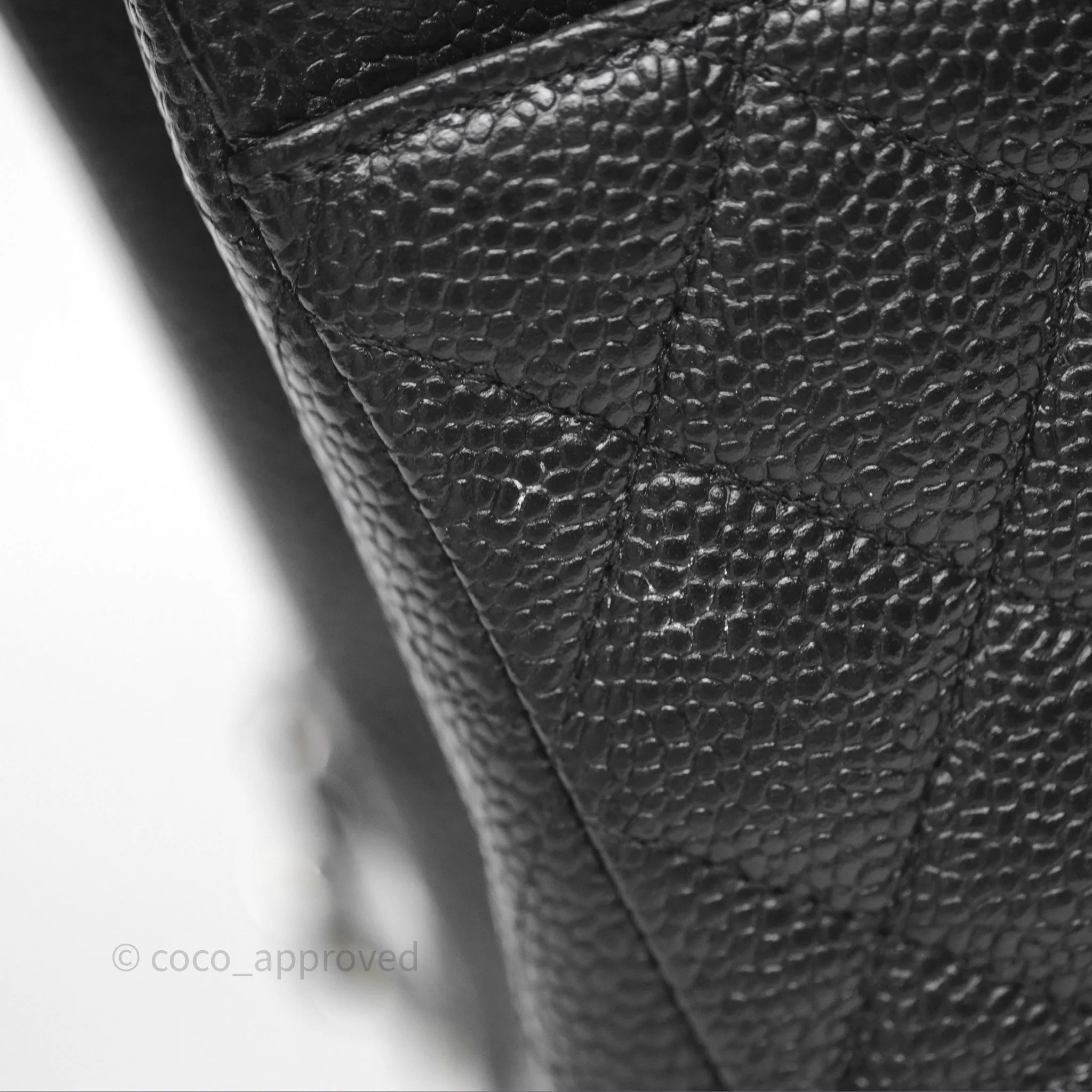 Chanel Classic M/L Medium Flap Quilted Black Caviar Silver Hardware