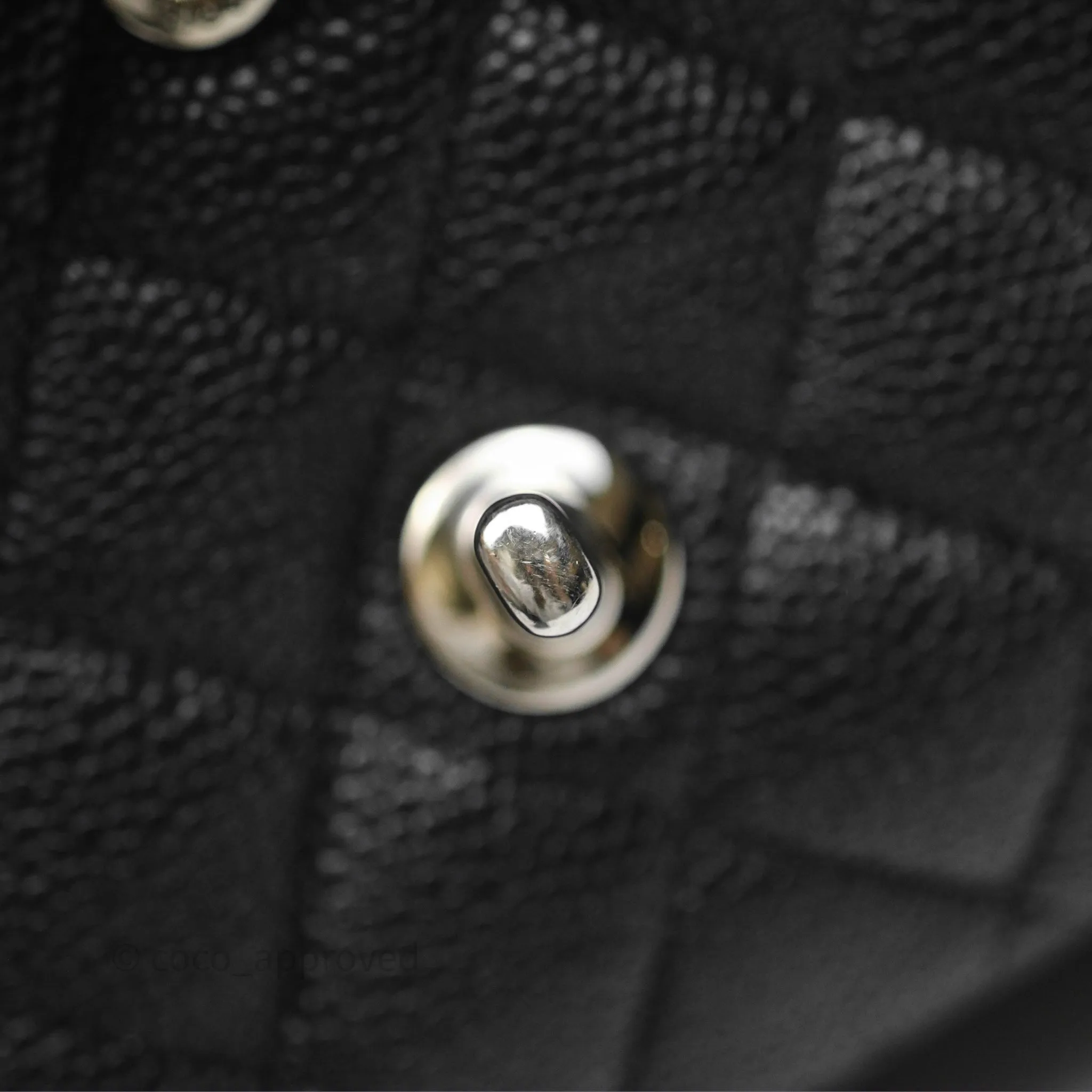 Chanel Classic M/L Medium Flap Quilted Black Caviar Silver Hardware