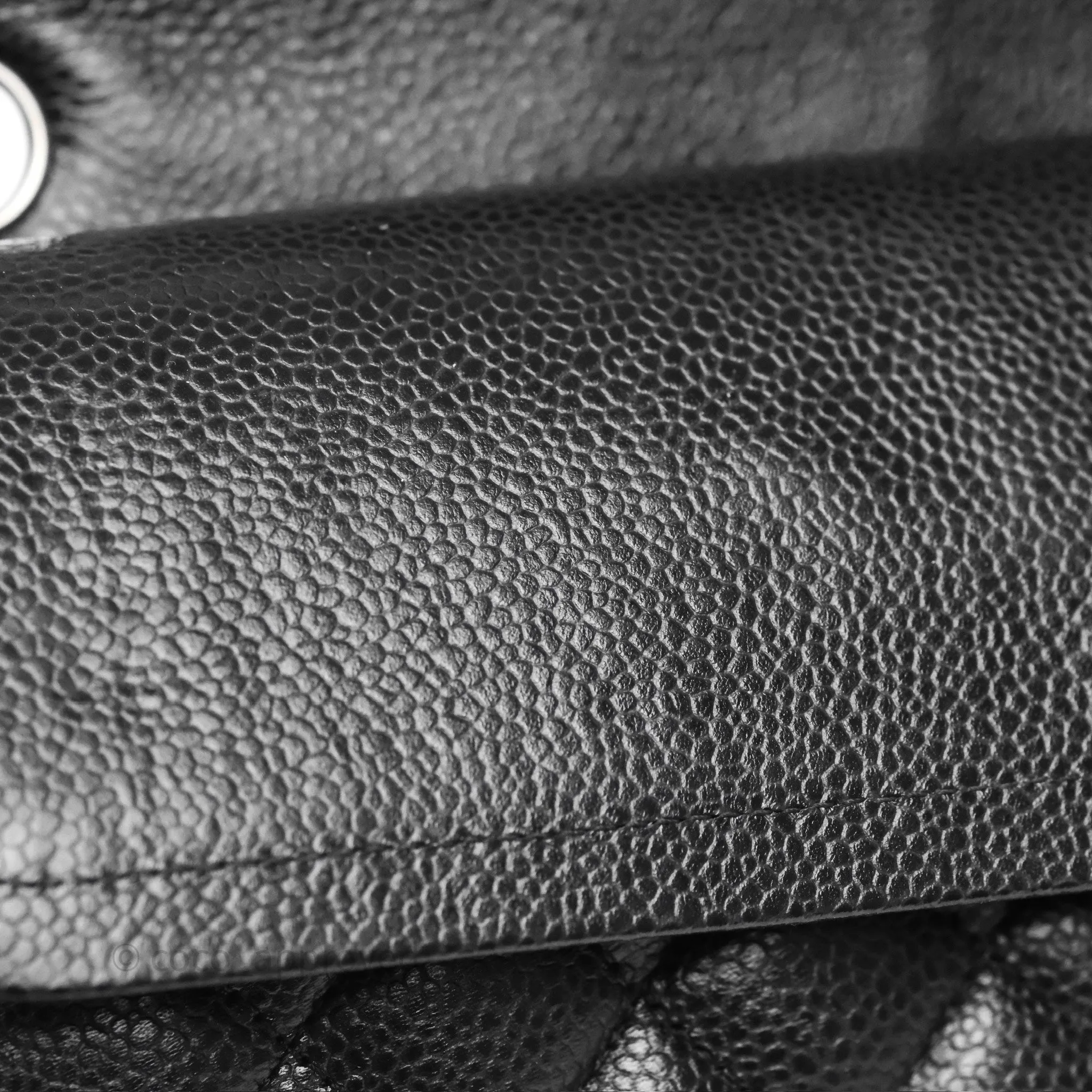 Chanel Classic M/L Medium Flap Quilted Black Caviar Silver Hardware
