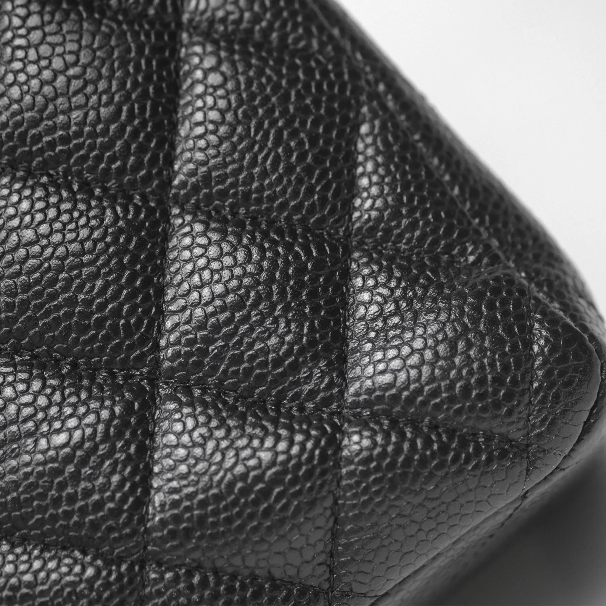 Chanel Classic M/L Medium Flap Quilted Black Caviar Silver Hardware