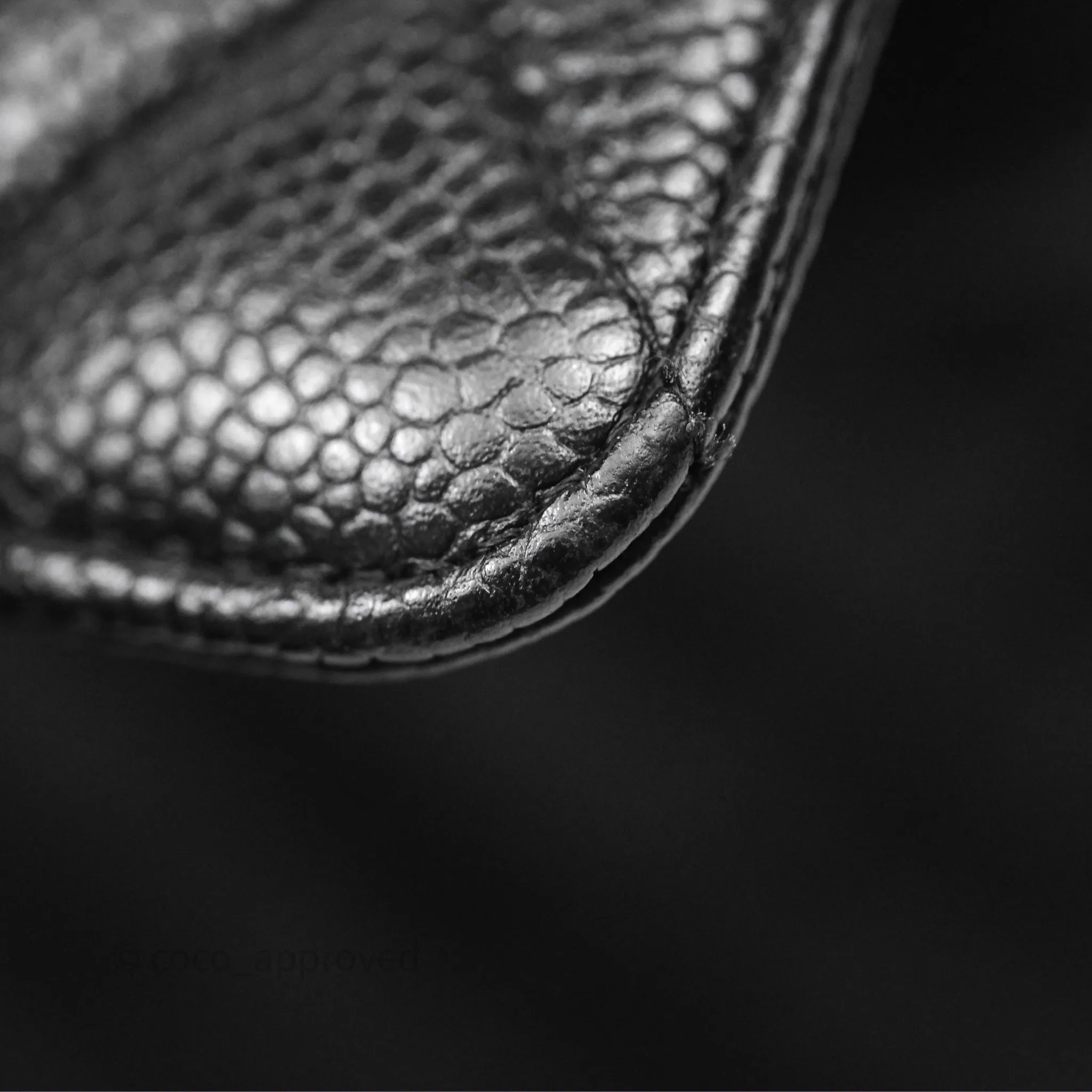 Chanel Classic M/L Medium Flap Quilted Black Caviar Silver Hardware