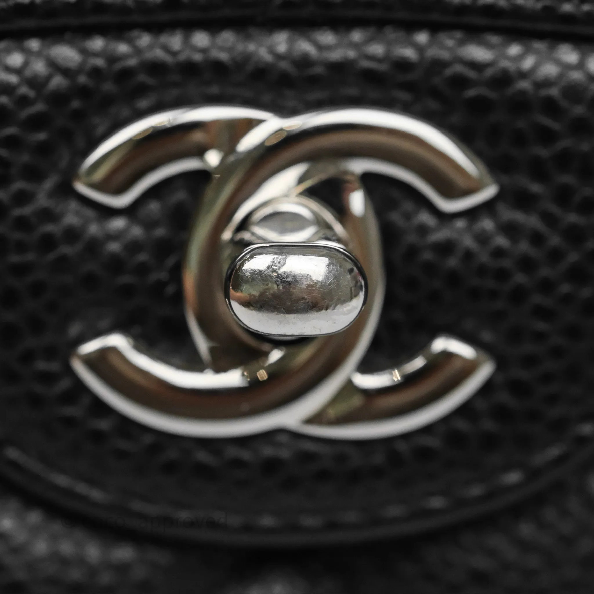 Chanel Classic M/L Medium Flap Quilted Black Caviar Silver Hardware