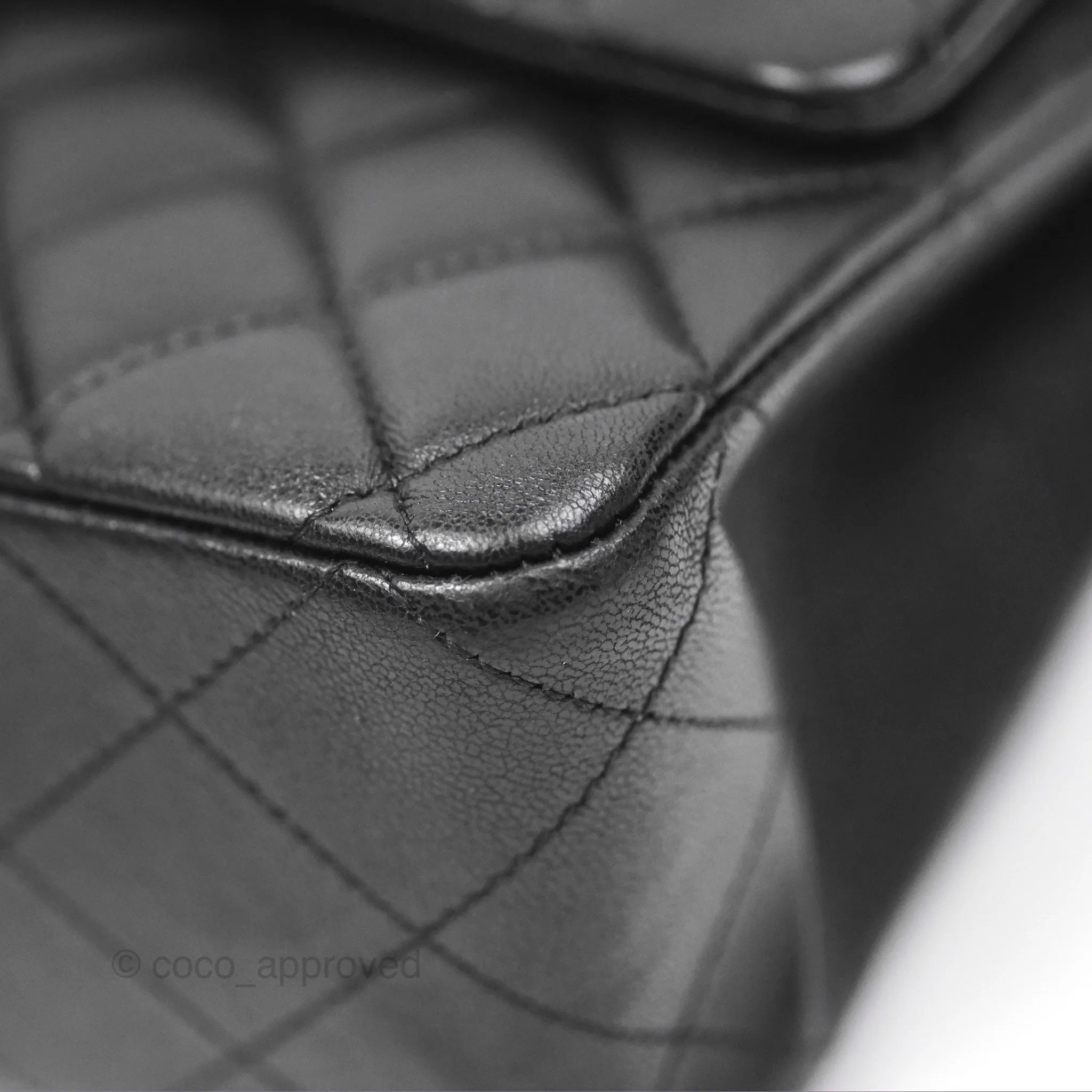 Chanel Classic M/L Medium Flap Quilted Black Lambskin Gold Hardware