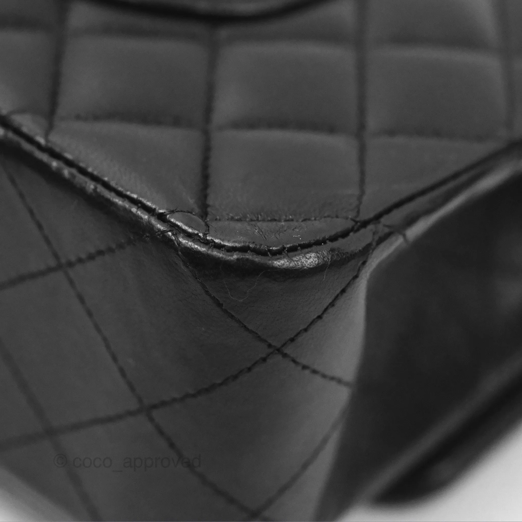 Chanel Classic M/L Medium Flap Quilted Black Lambskin Silver Hardware