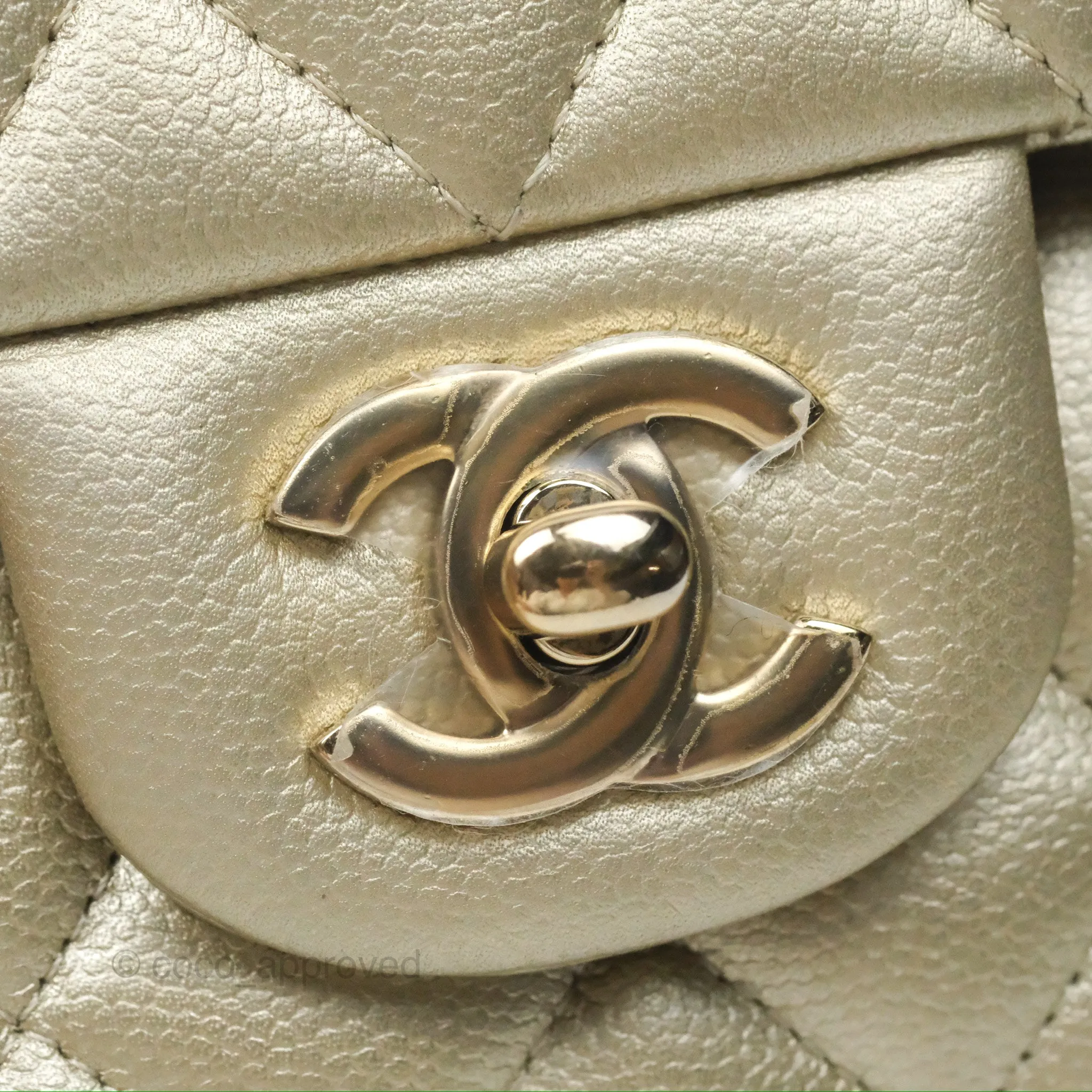 Chanel Classic M/L Medium Flap Quilted Gold Caviar Gold Gold Hardware