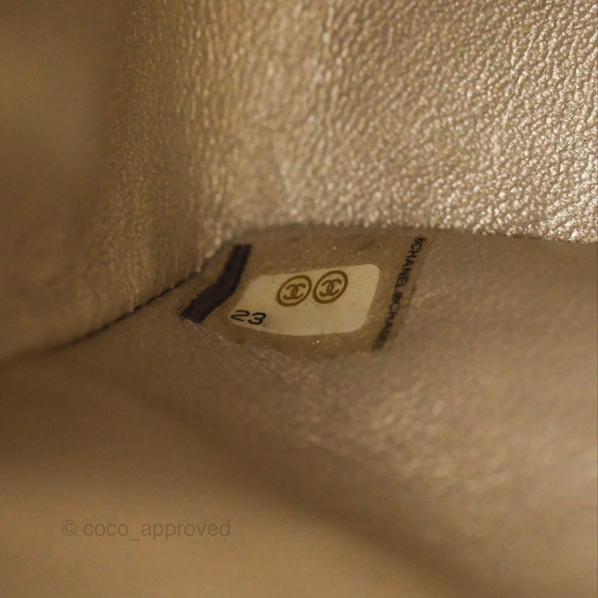 Chanel Classic M/L Medium Flap Quilted Gold Caviar Gold Gold Hardware