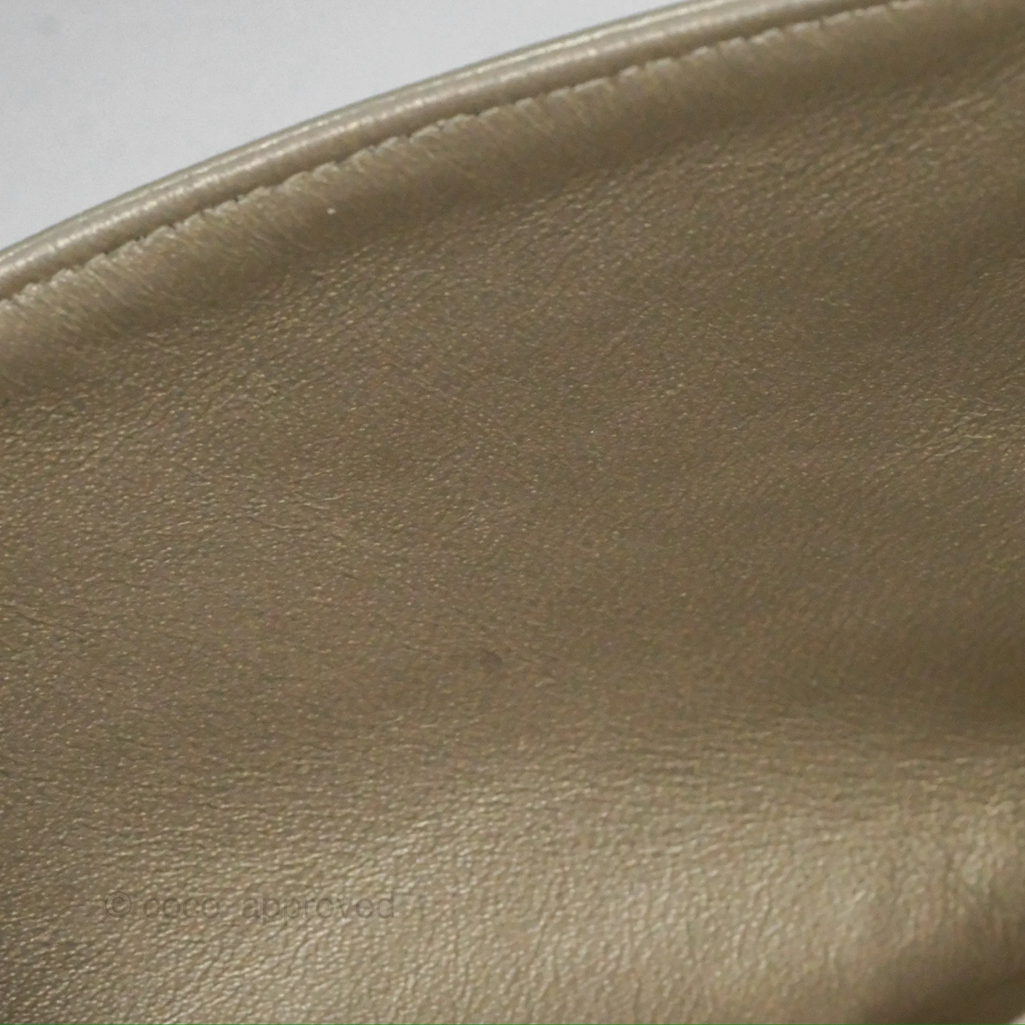 Chanel Classic M/L Medium Flap Quilted Gold Caviar Gold Gold Hardware
