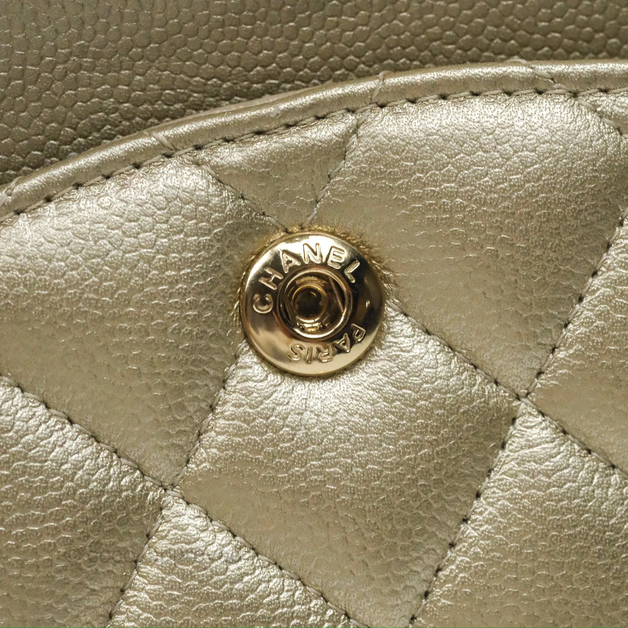 Chanel Classic M/L Medium Flap Quilted Gold Caviar Gold Gold Hardware
