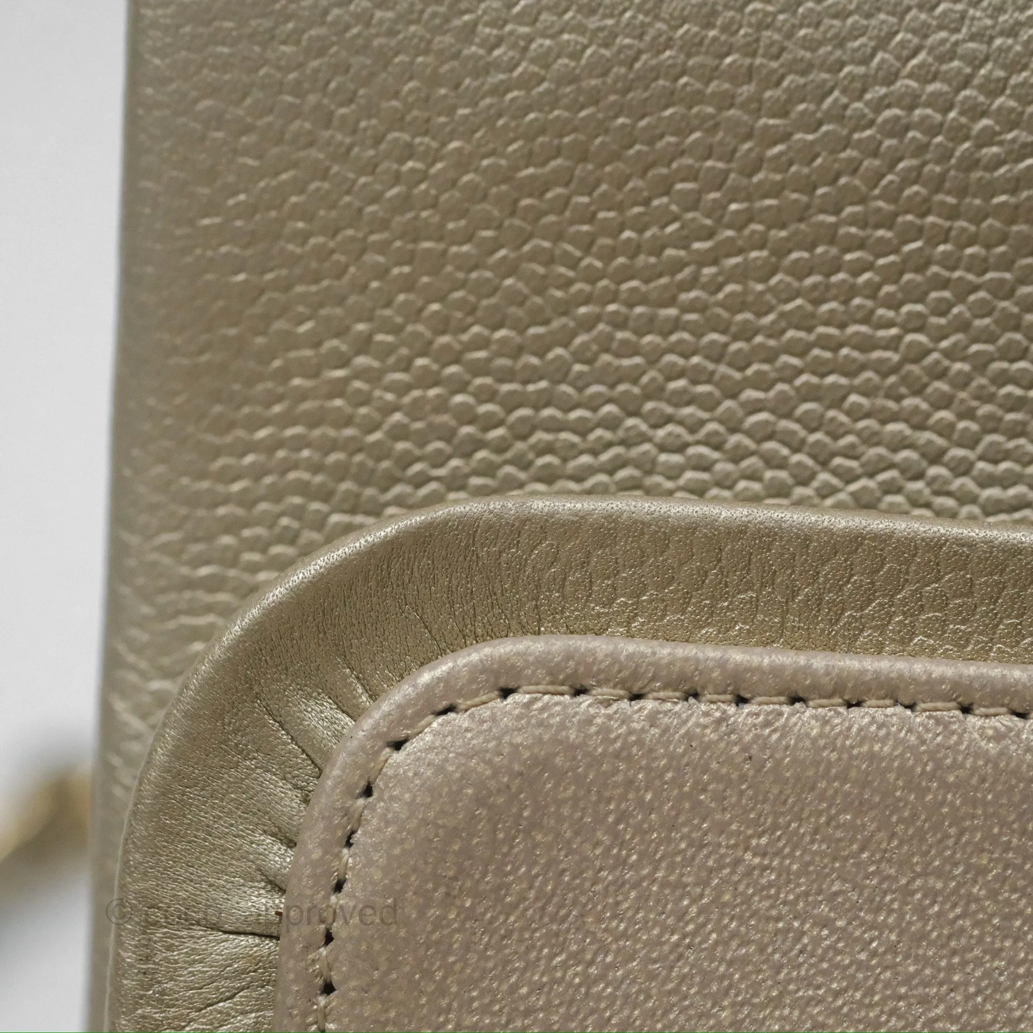 Chanel Classic M/L Medium Flap Quilted Gold Caviar Gold Gold Hardware