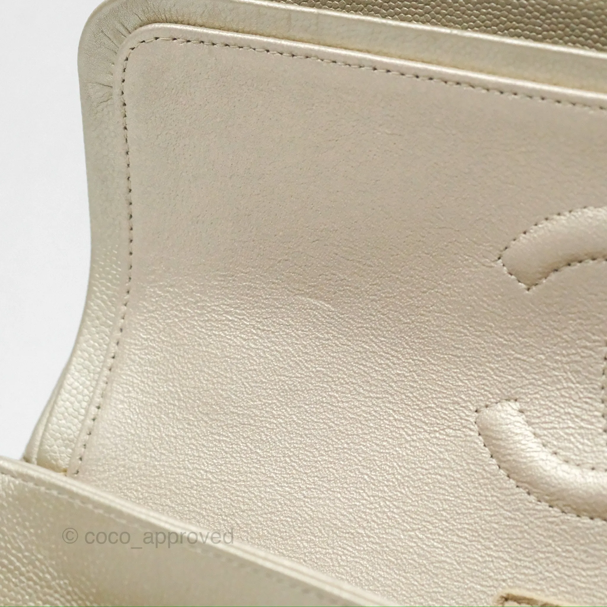 Chanel Classic M/L Medium Flap Quilted Gold Caviar Gold Gold Hardware