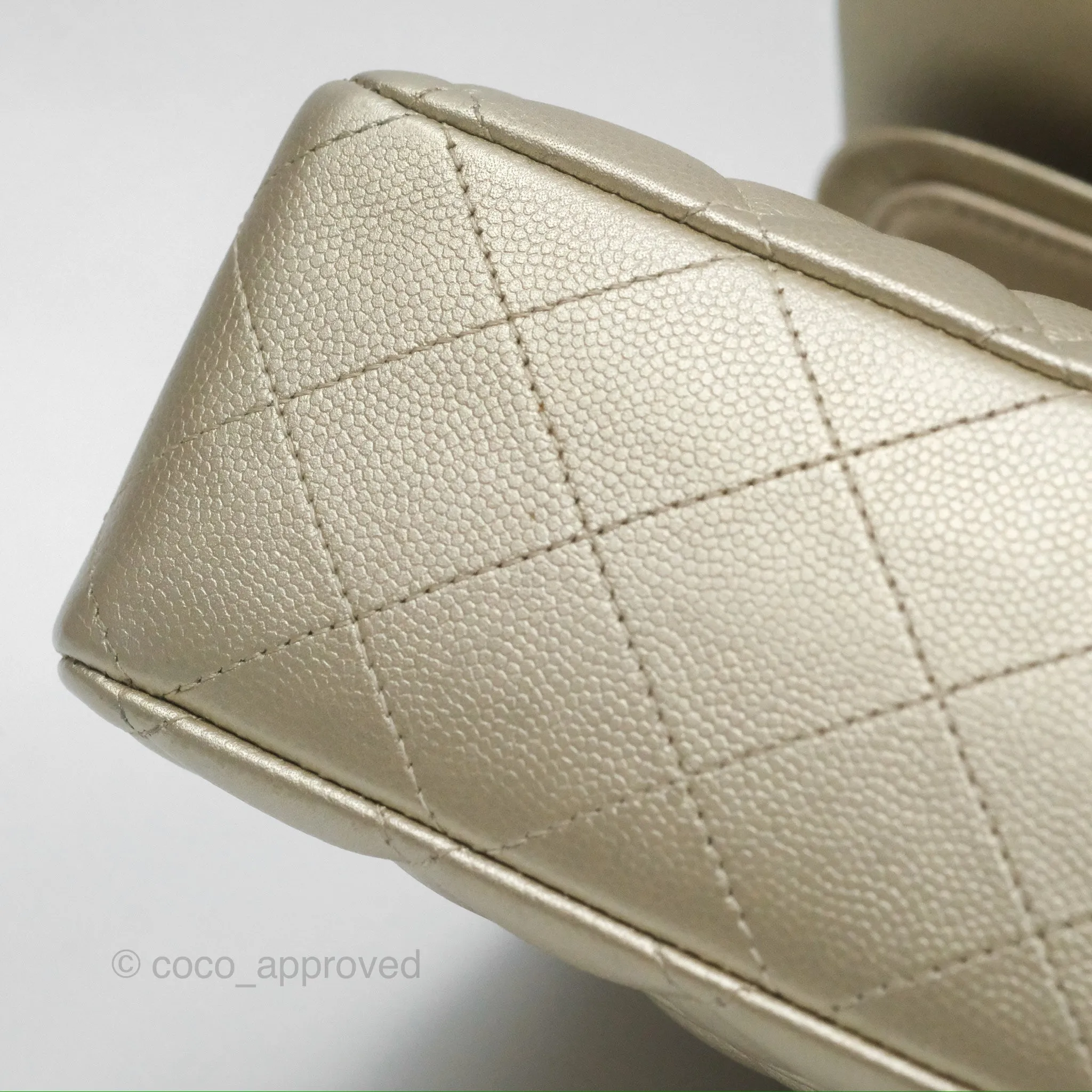 Chanel Classic M/L Medium Flap Quilted Gold Caviar Gold Gold Hardware