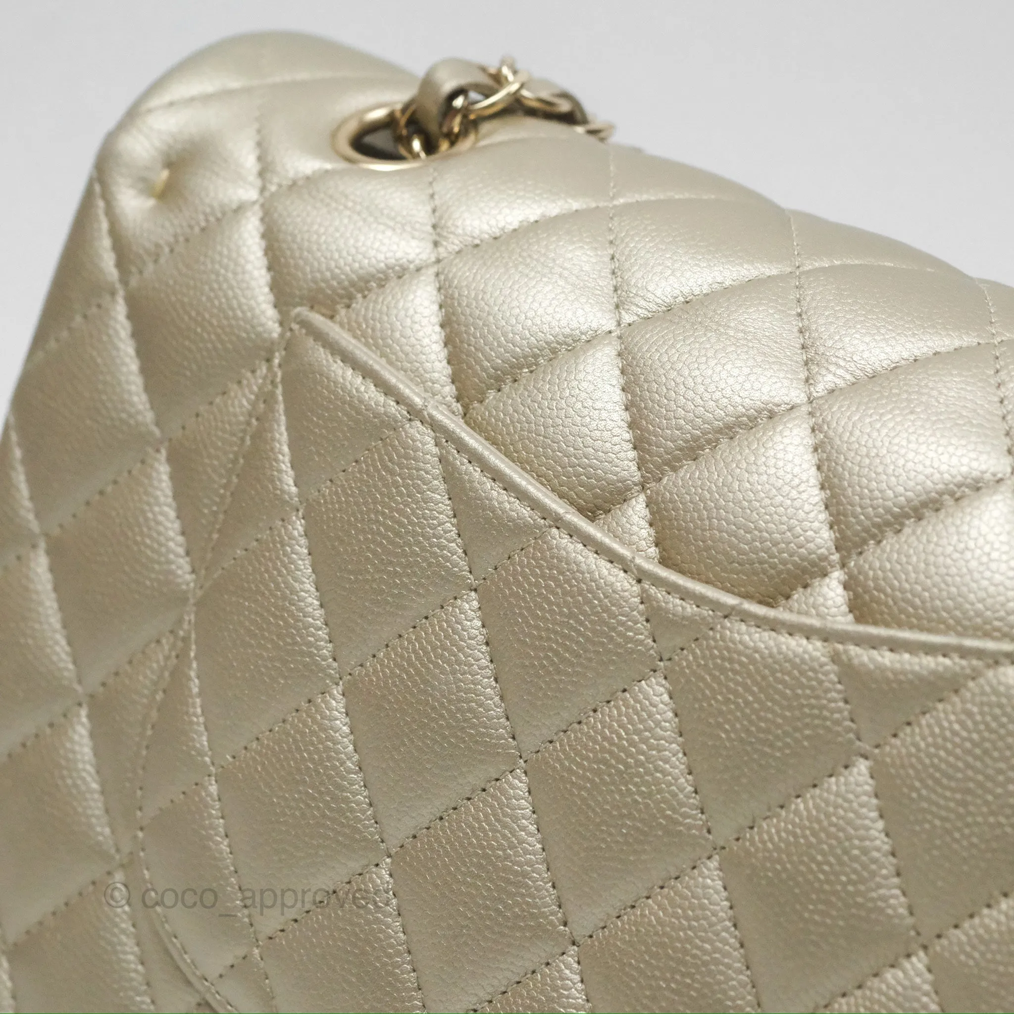 Chanel Classic M/L Medium Flap Quilted Gold Caviar Gold Gold Hardware