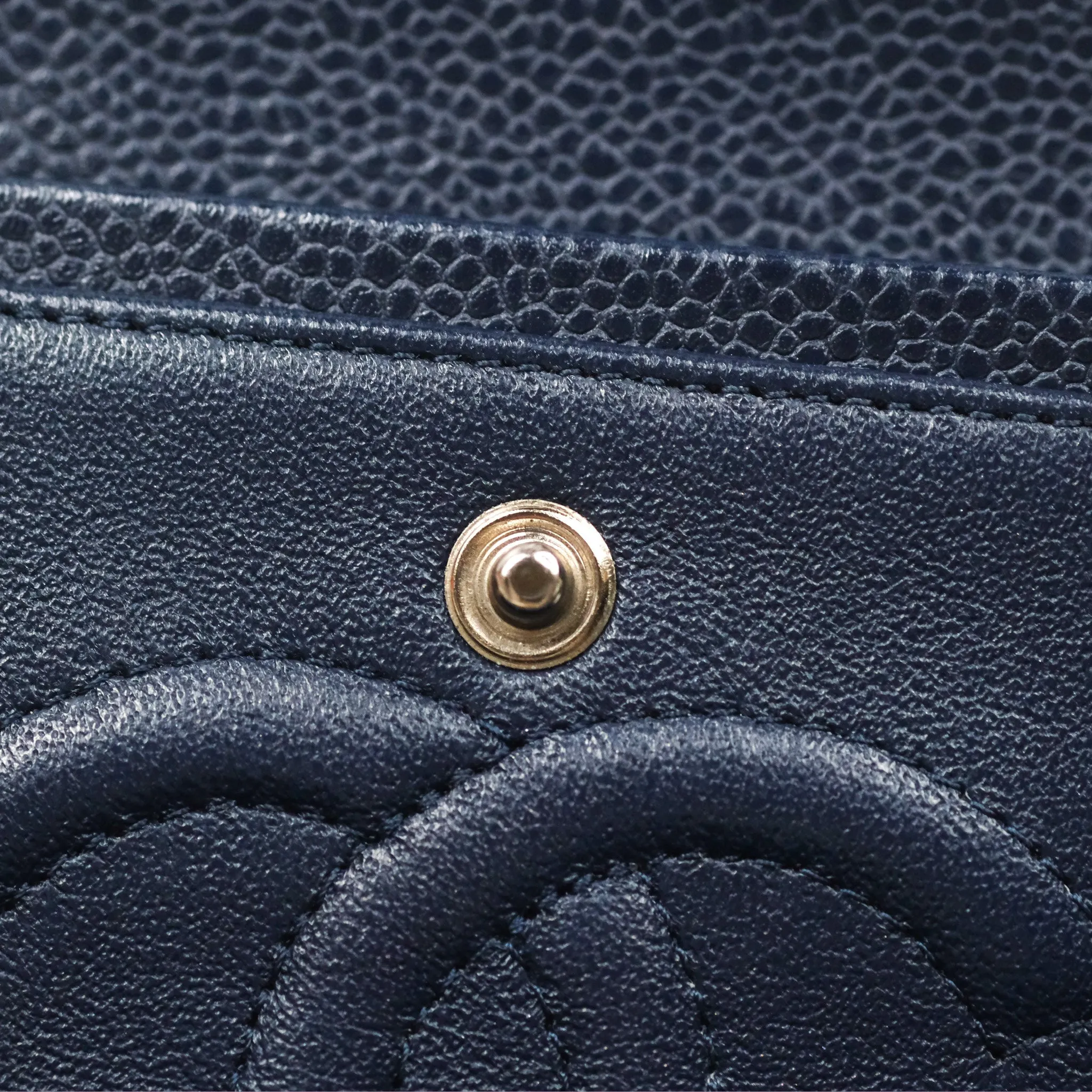 Chanel Classic M/L Medium Flap Quilted Navy Caviar Silver Hardware