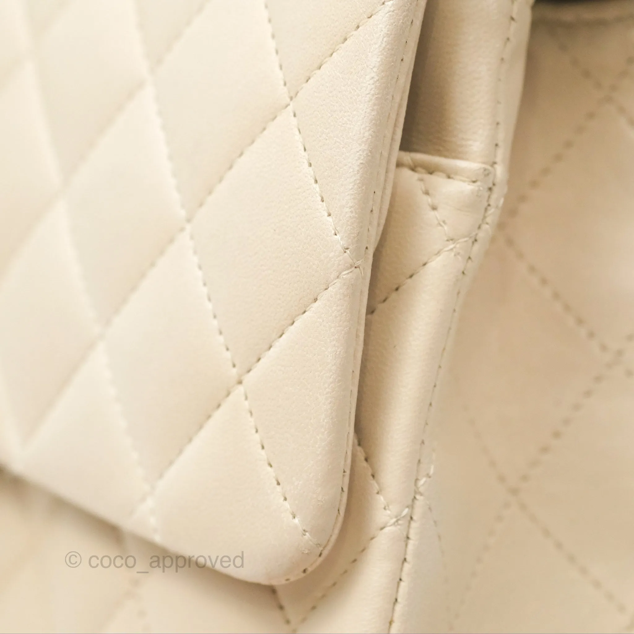 Chanel Classic M/L Medium Flap Quilted Pale Beige Lambskin Gun Metal