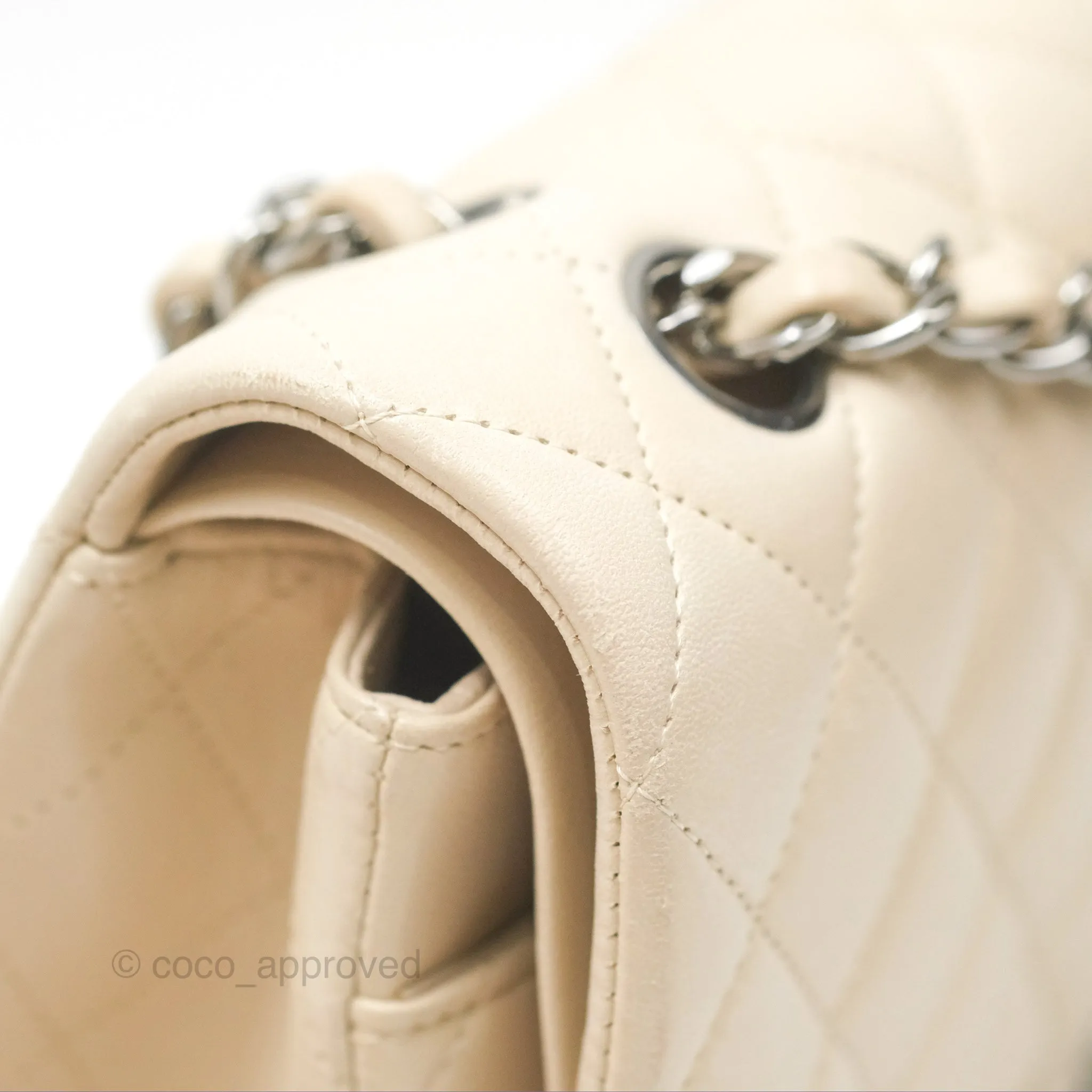 Chanel Classic M/L Medium Flap Quilted Pale Beige Lambskin Gun Metal