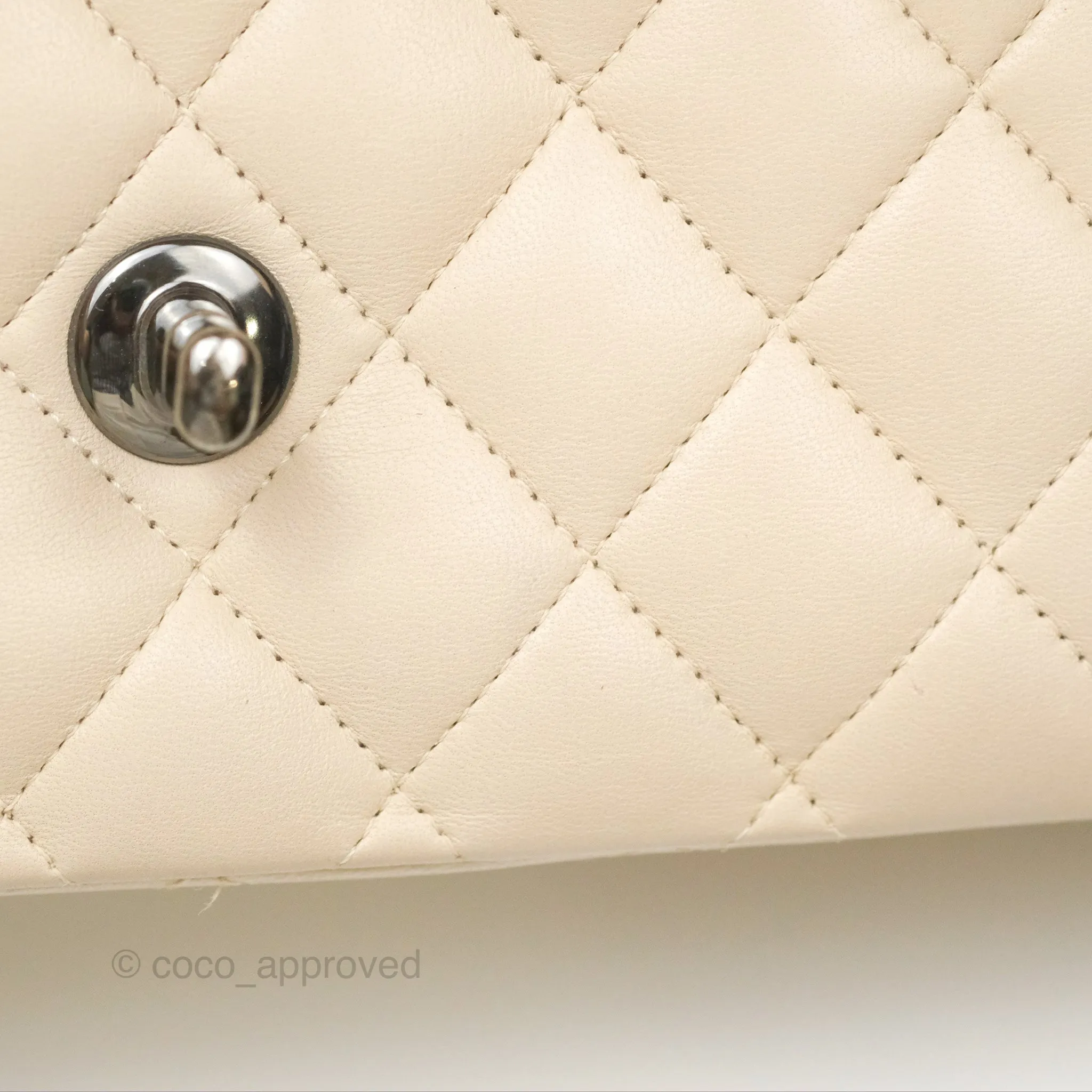 Chanel Classic M/L Medium Flap Quilted Pale Beige Lambskin Gun Metal