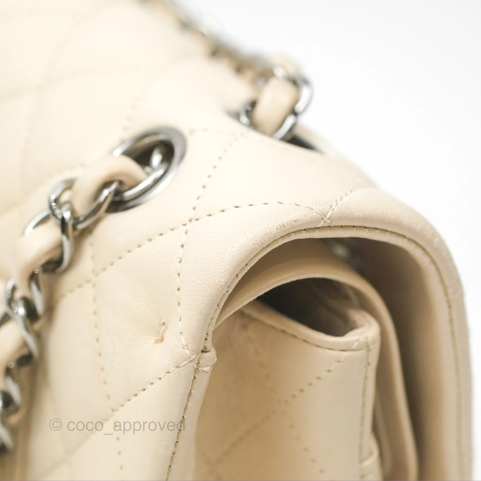Chanel Classic M/L Medium Flap Quilted Pale Beige Lambskin Gun Metal