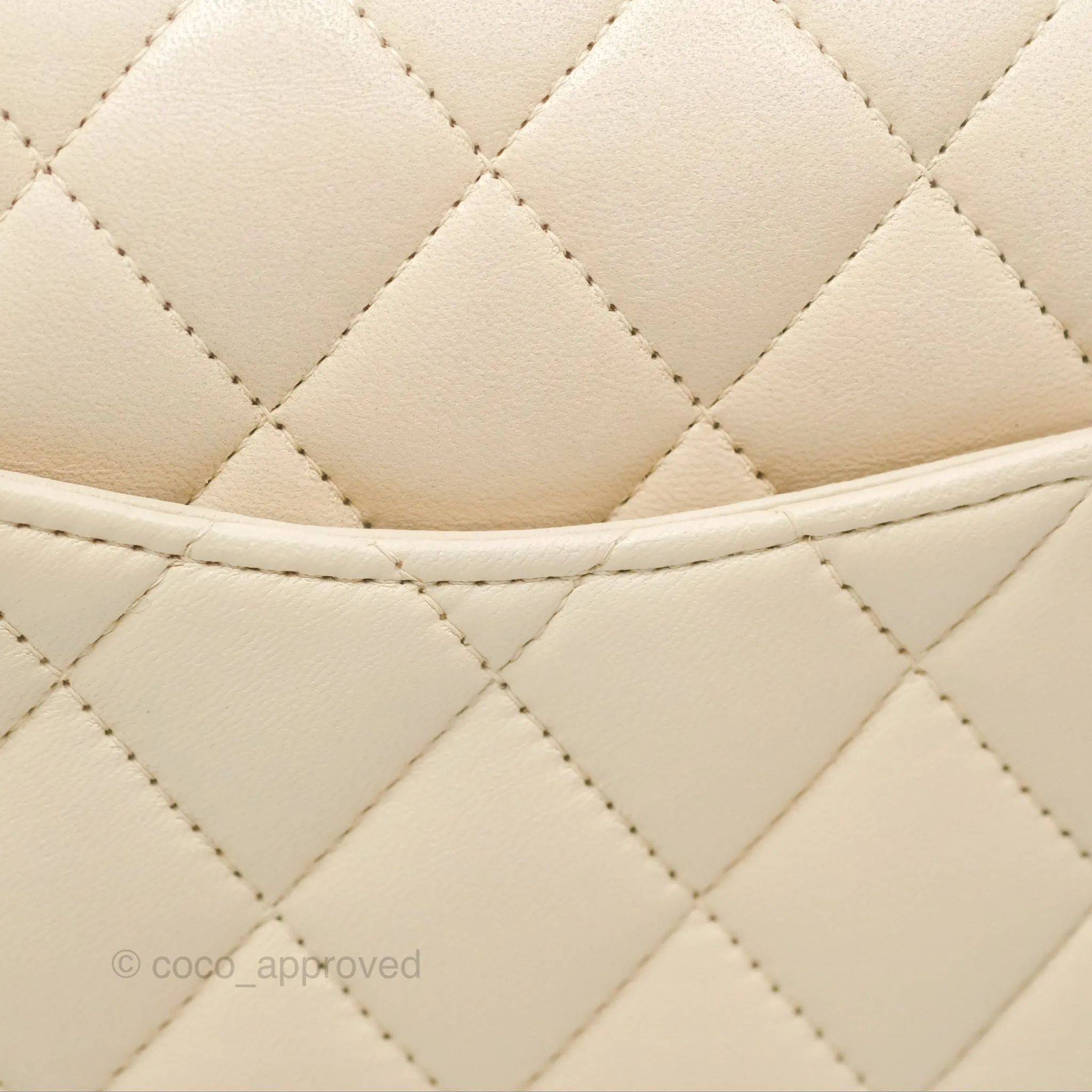 Chanel Classic M/L Medium Flap Quilted Pale Beige Lambskin Gun Metal