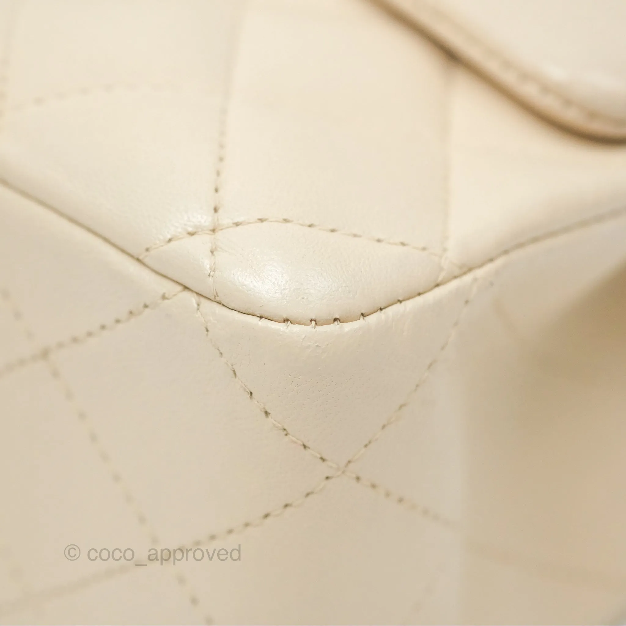 Chanel Classic M/L Medium Flap Quilted Pale Beige Lambskin Gun Metal