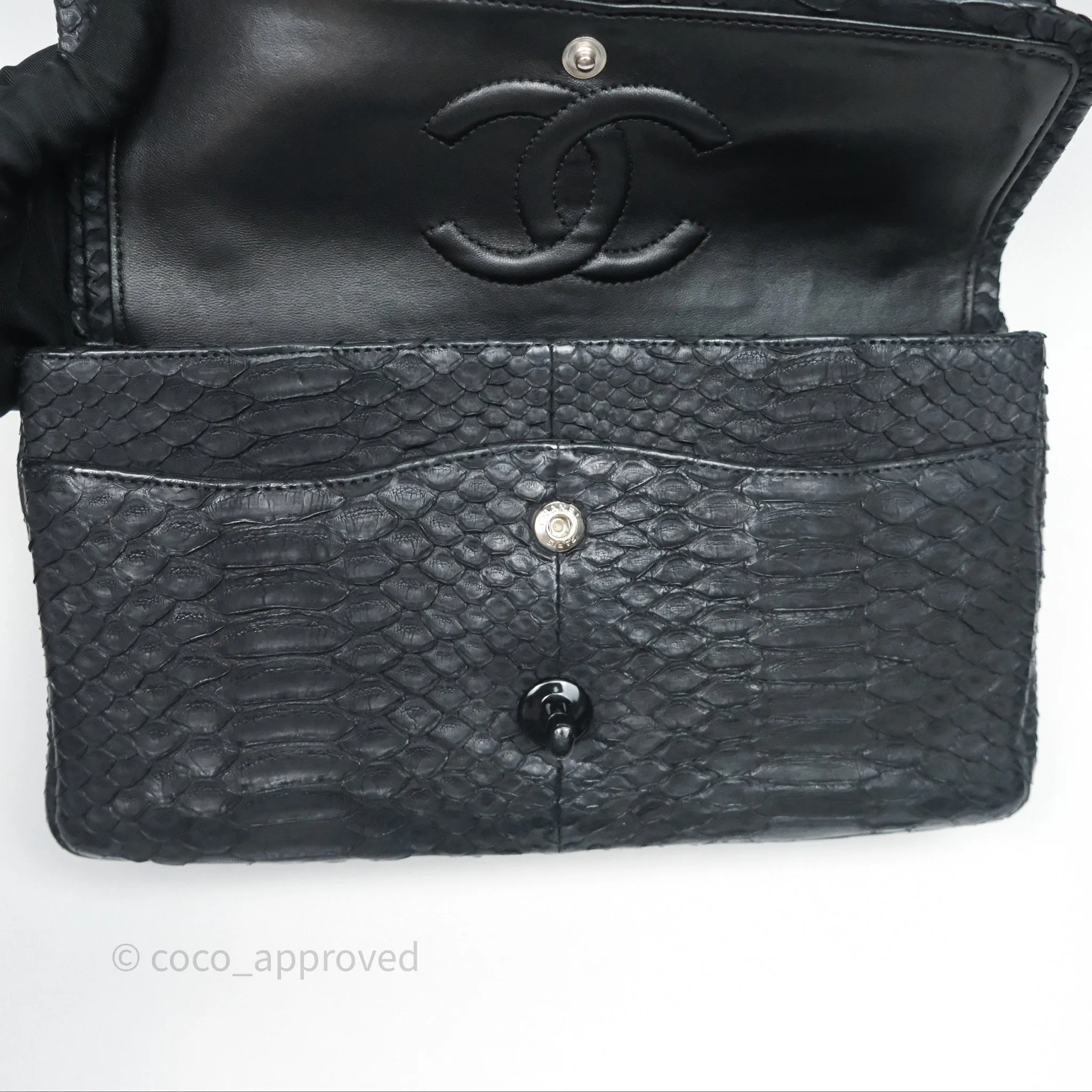 Chanel Classic M/L Medium Flap So Black Python Black Hardware