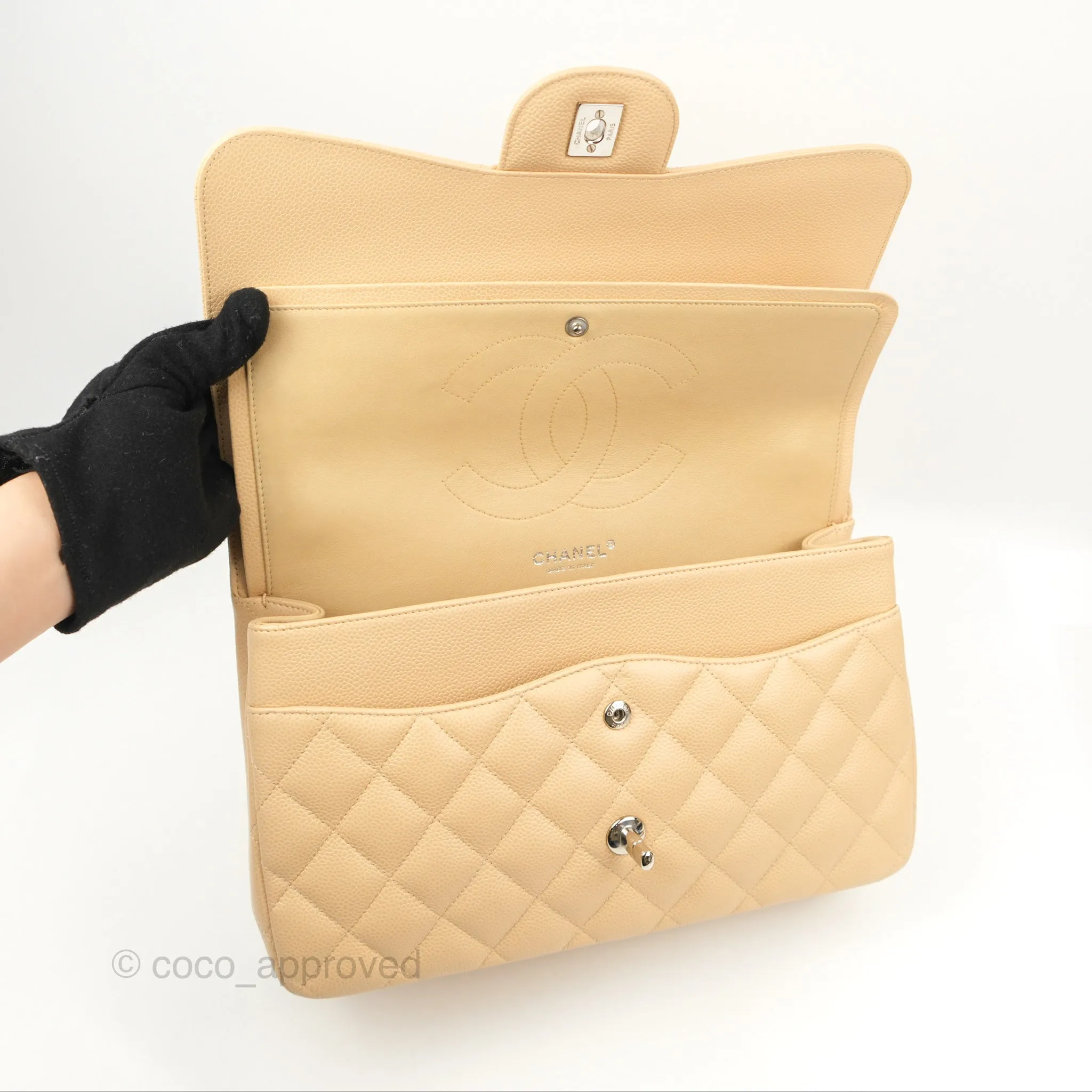 Chanel Jumbo Double Flap Beige Caviar Silver Hardware⁣⁣