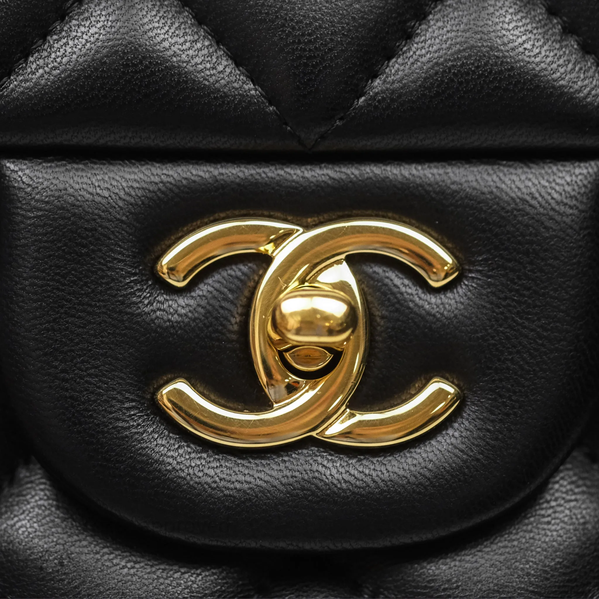 Chanel Jumbo Double Flap Black Lambskin Gold Hardware⁣⁣