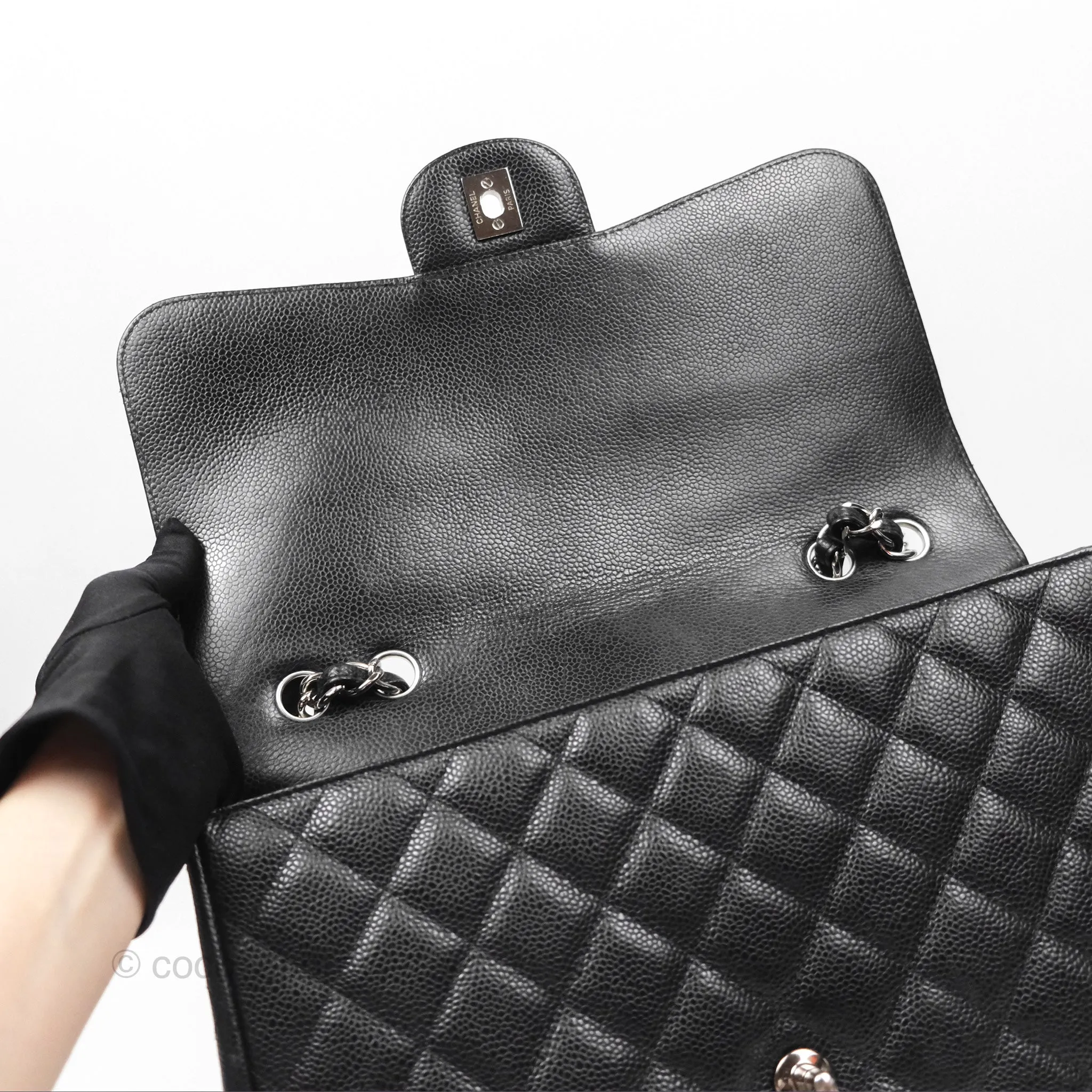 Chanel Jumbo Single Flap Black Caviar Silver Hardware⁣⁣