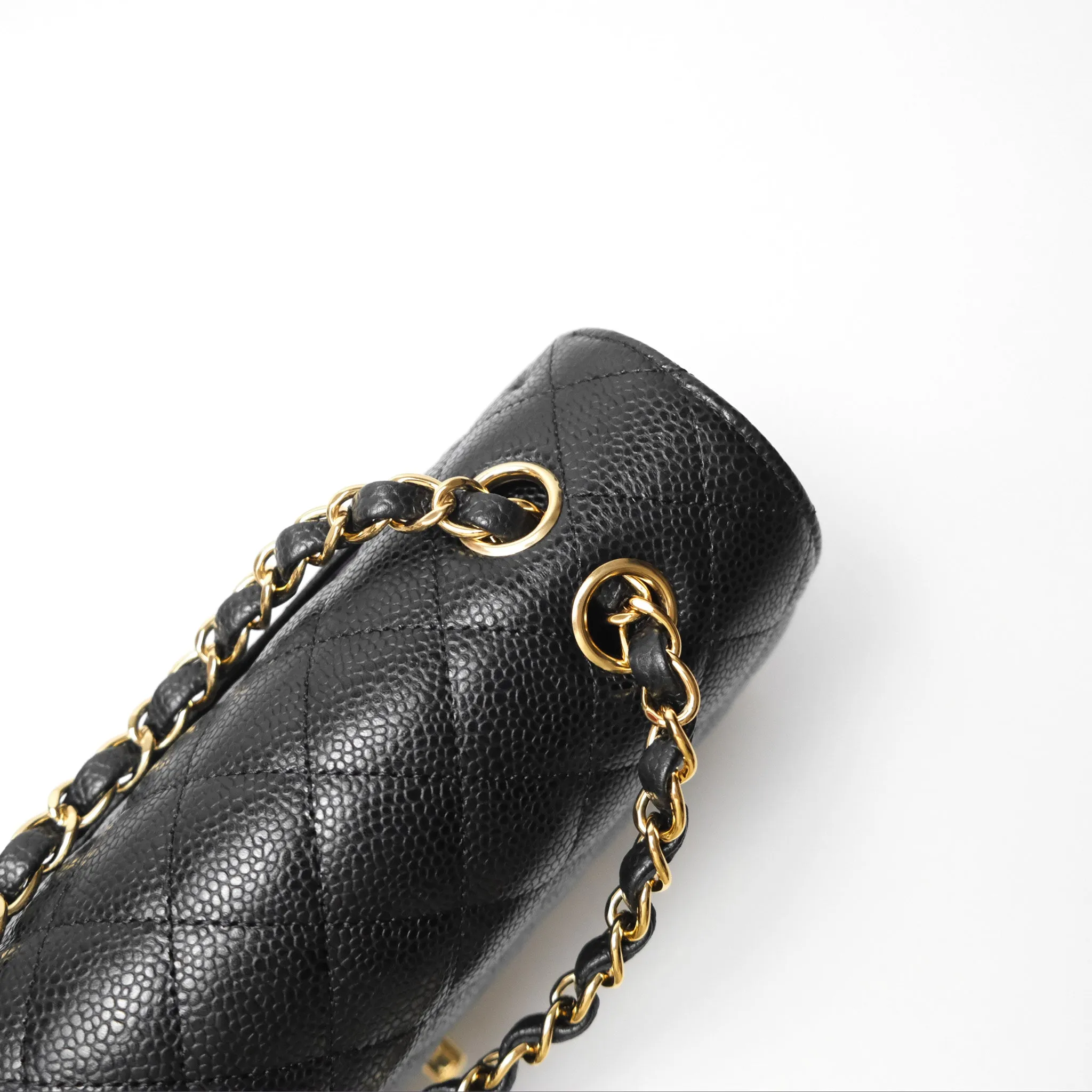 Chanel M/L Medium Classic Flap Quilted Black Caviar Gold Hardware