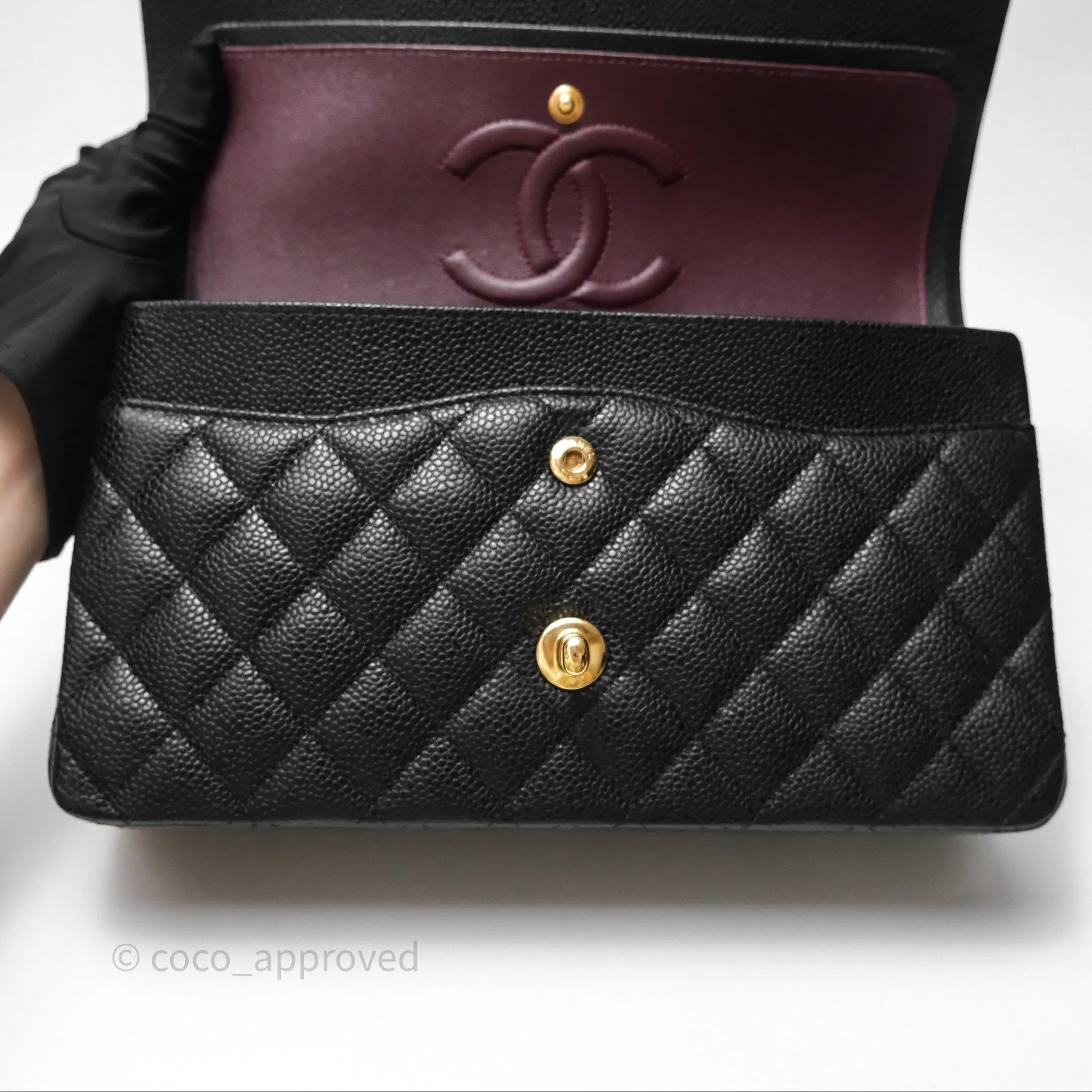 Chanel M/L Medium Classic Flap Quilted Black Caviar Gold Hardware
