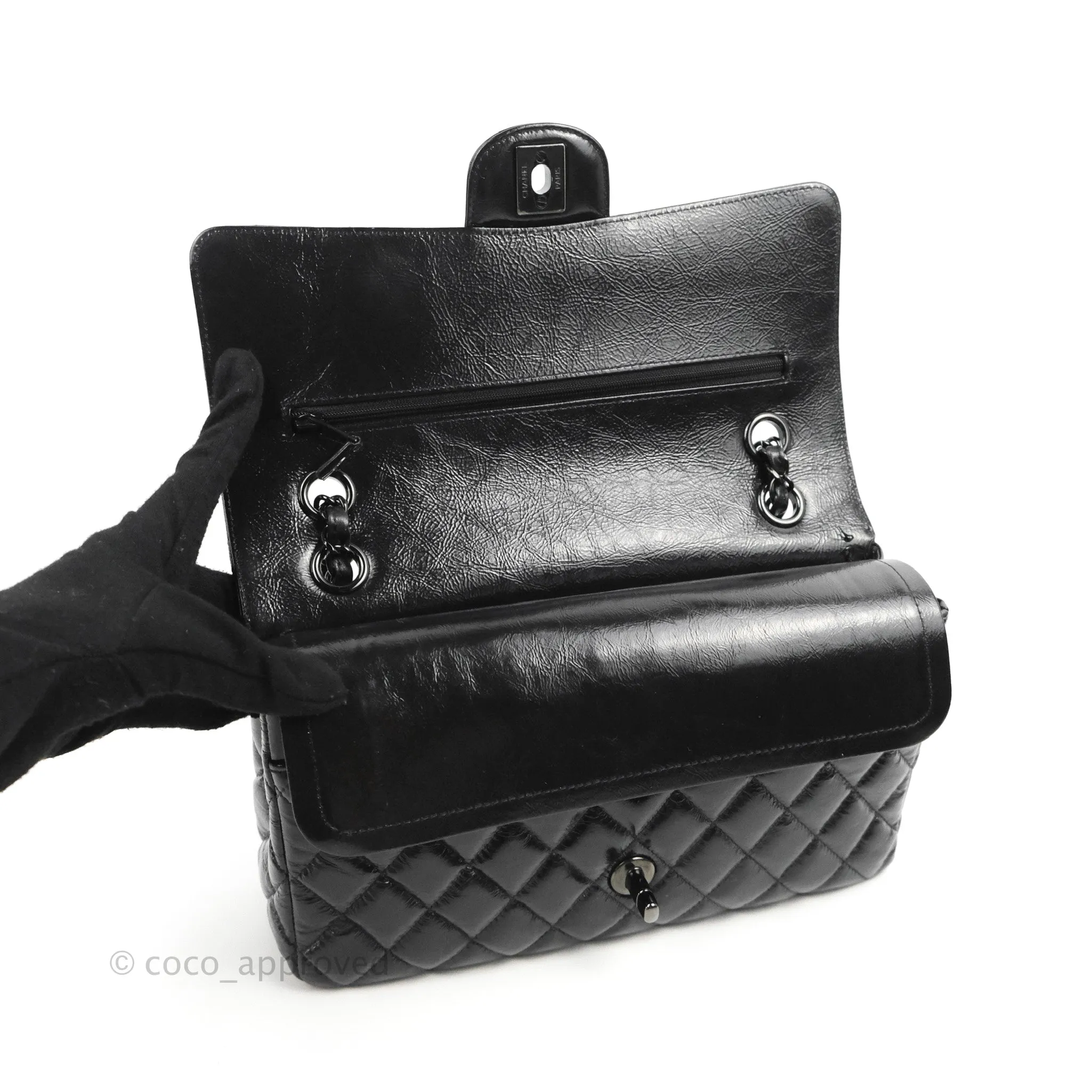 Chanel M/L Medium Classic Quilted Flap So Black Shiny Crumpled Calfskin