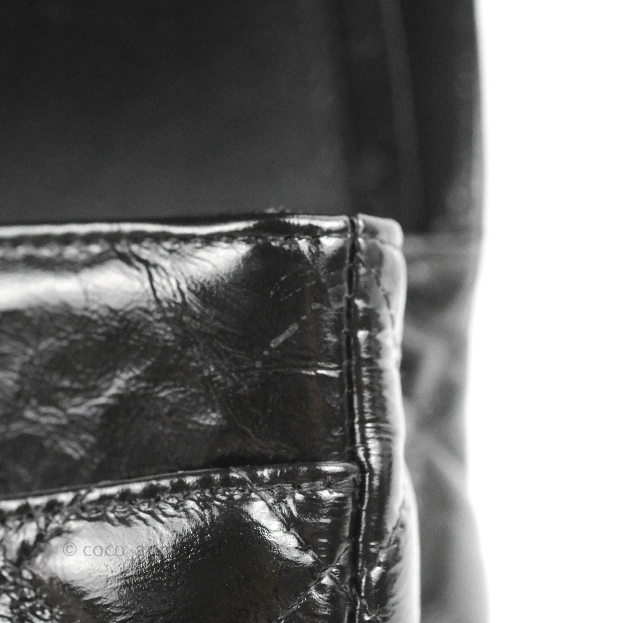 Chanel M/L Medium Classic Quilted Flap So Black Shiny Crumpled Calfskin