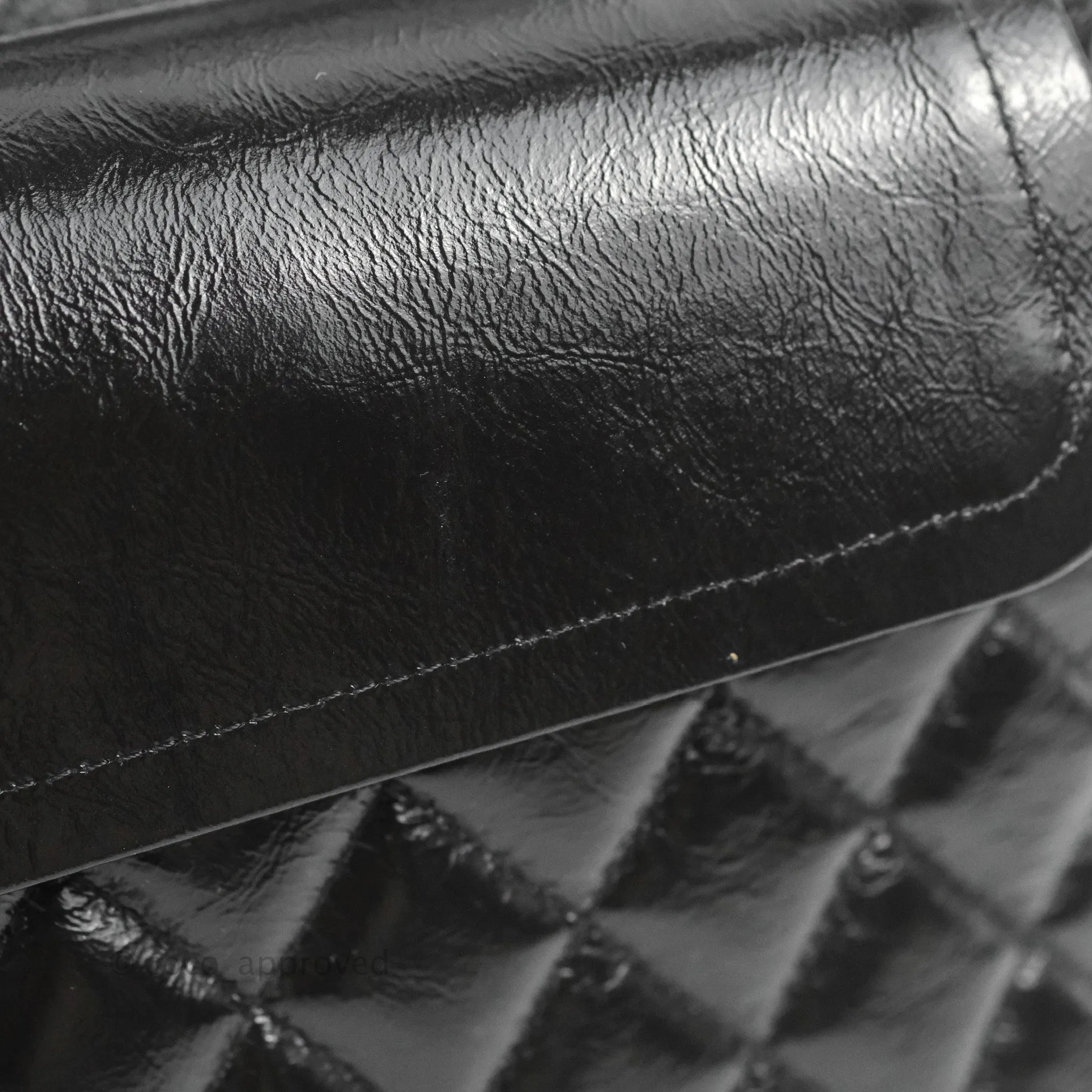 Chanel M/L Medium Classic Quilted Flap So Black Shiny Crumpled Calfskin