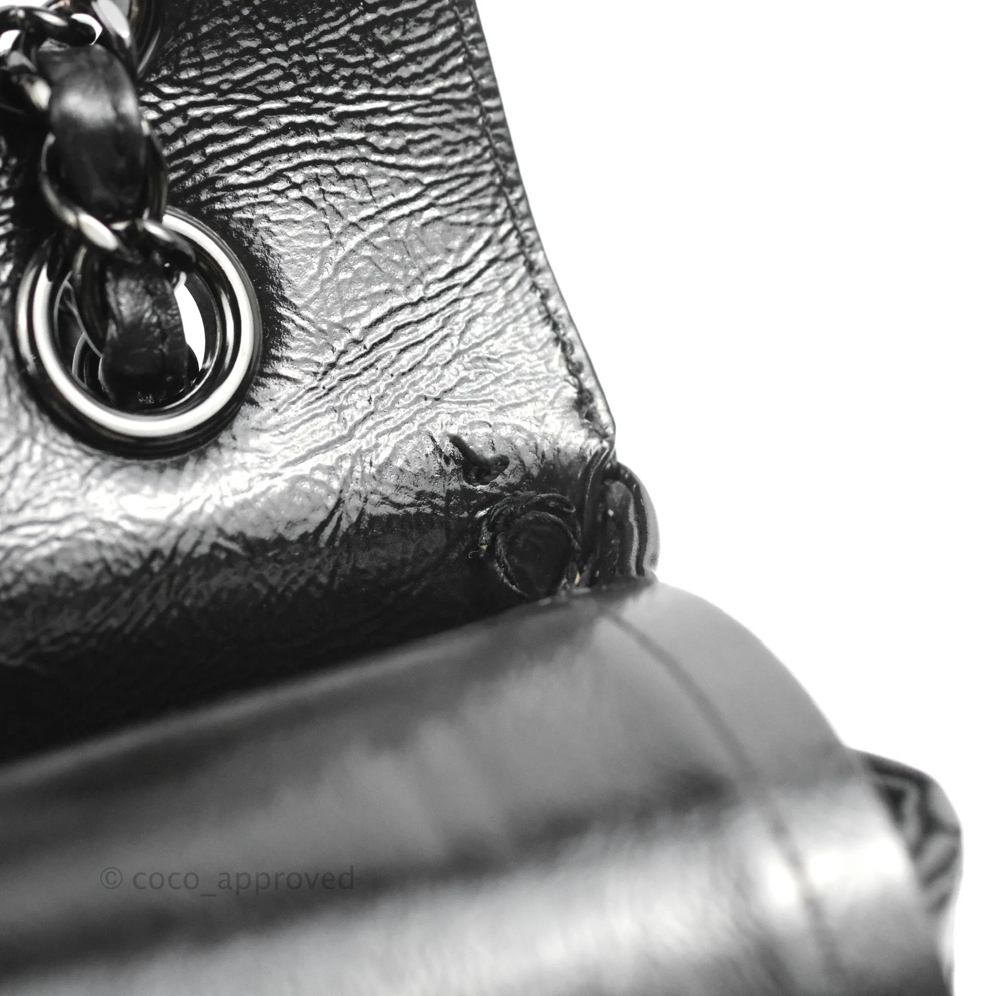 Chanel M/L Medium Classic Quilted Flap So Black Shiny Crumpled Calfskin