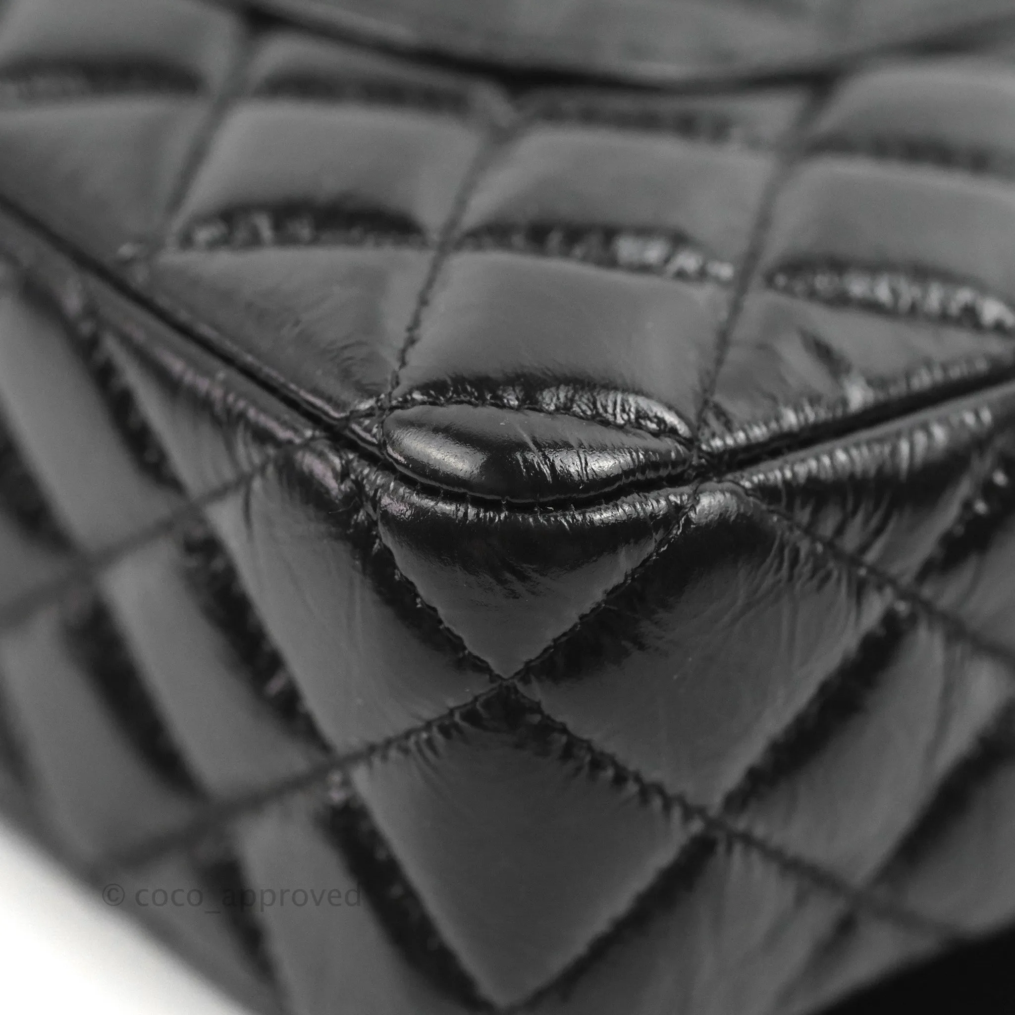 Chanel M/L Medium Classic Quilted Flap So Black Shiny Crumpled Calfskin