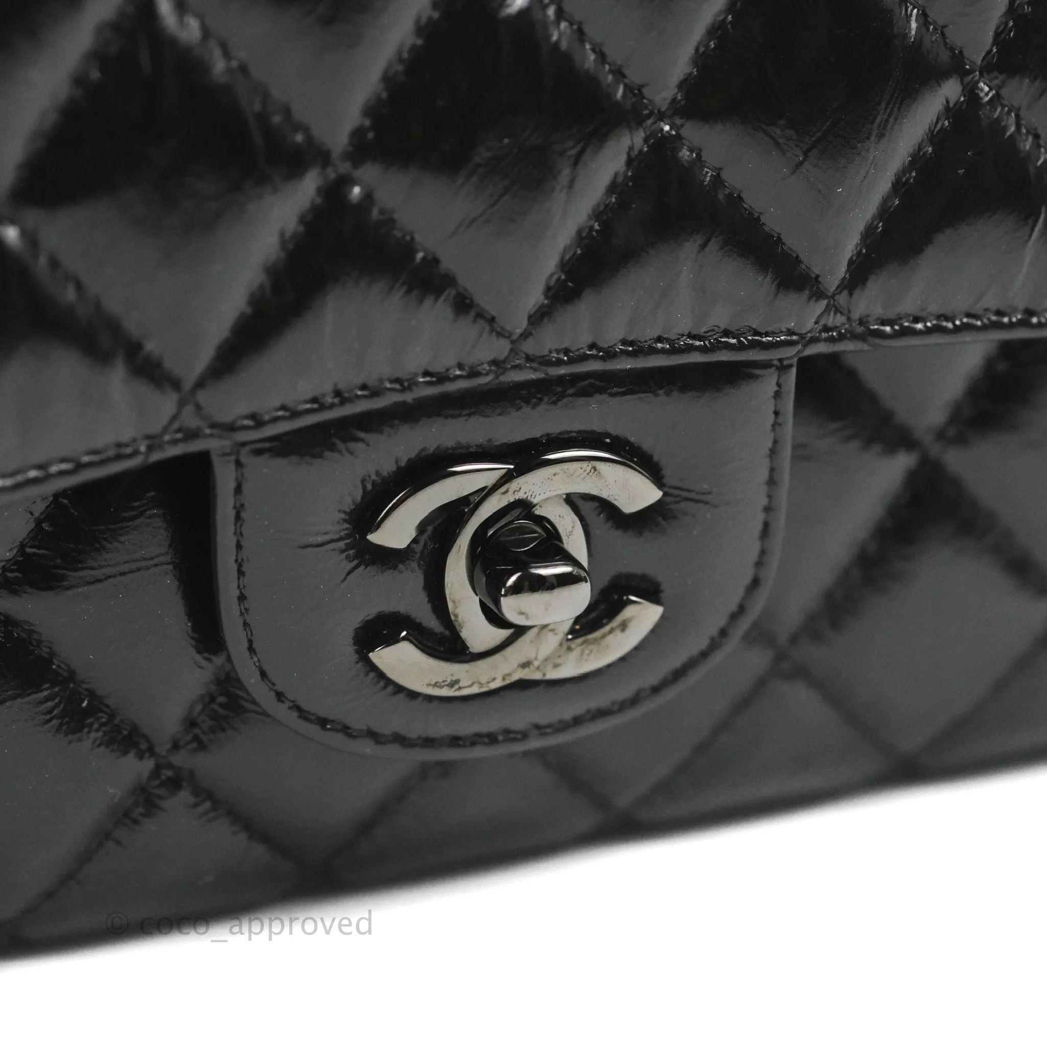 Chanel M/L Medium Classic Quilted Flap So Black Shiny Crumpled Calfskin