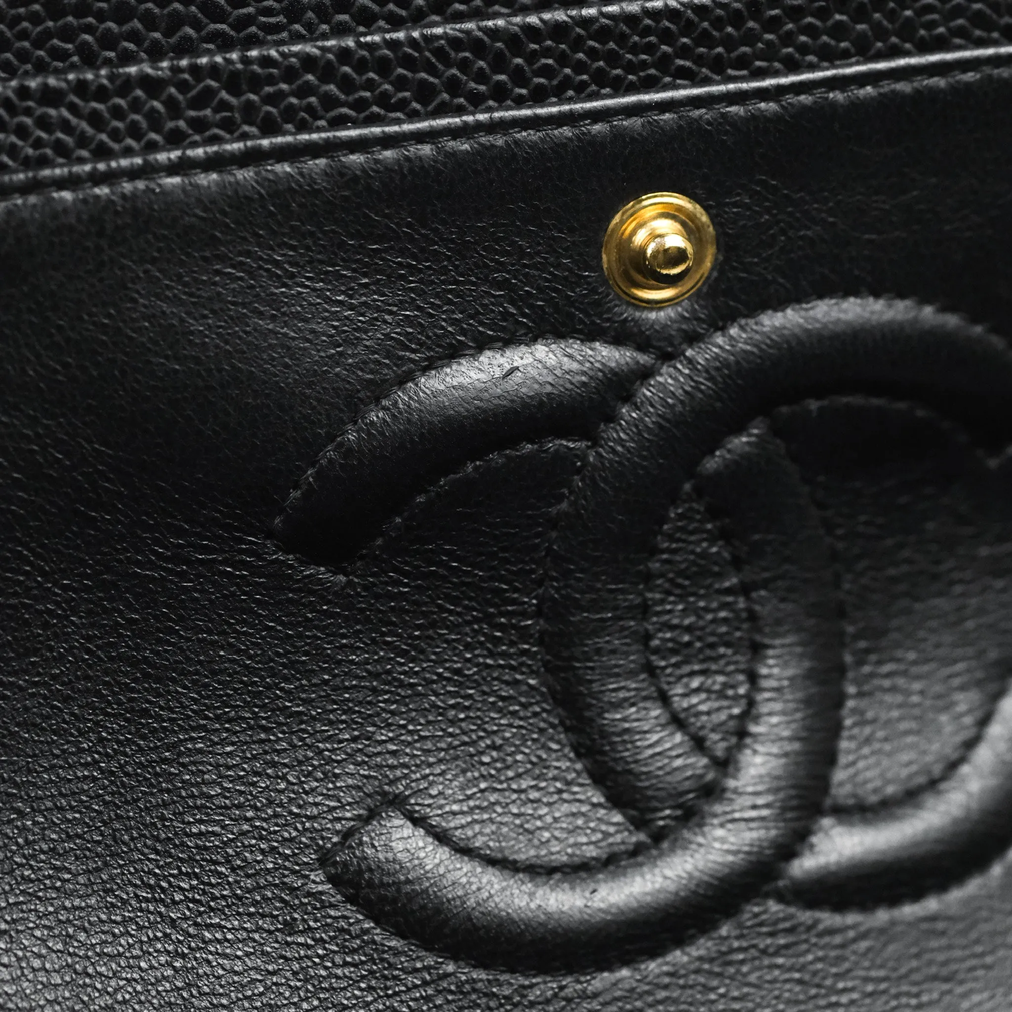 Chanel Quilted Classic M/L Medium Flap Black Caviar Gold Hardware